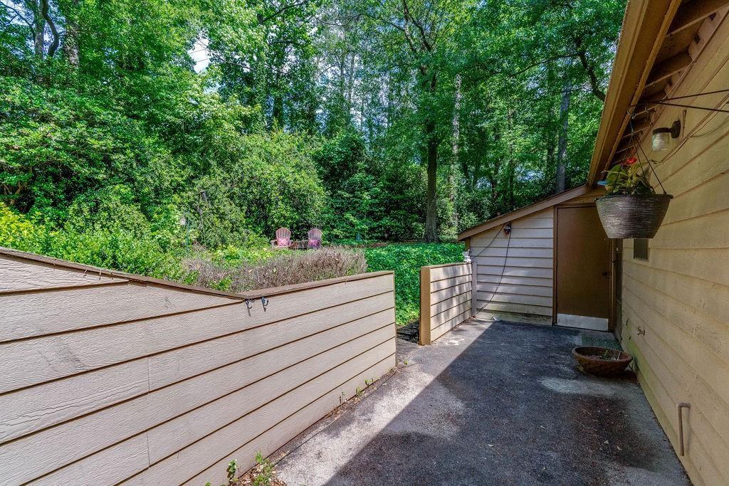 870 Bonnie Glen Drive SE