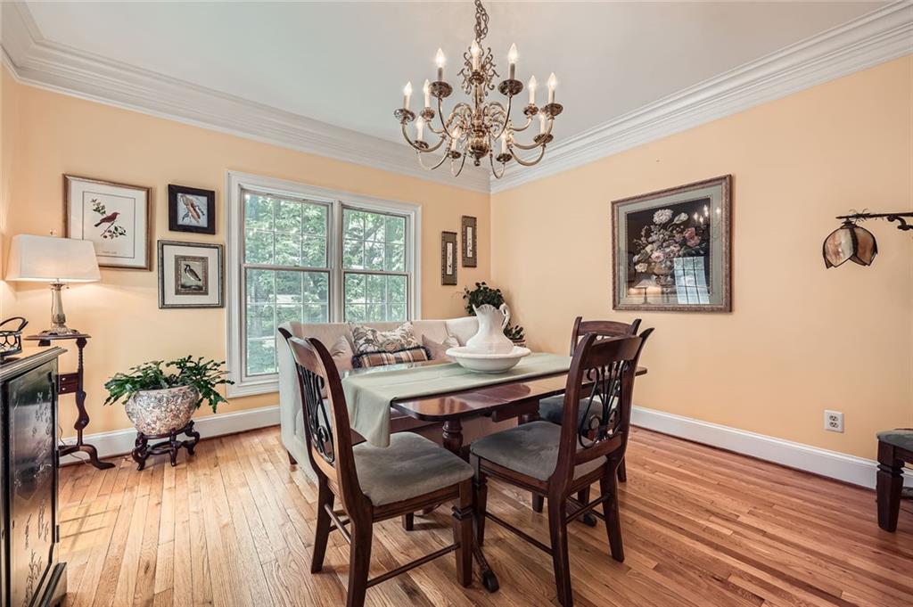 40 IVY CHASE NE
