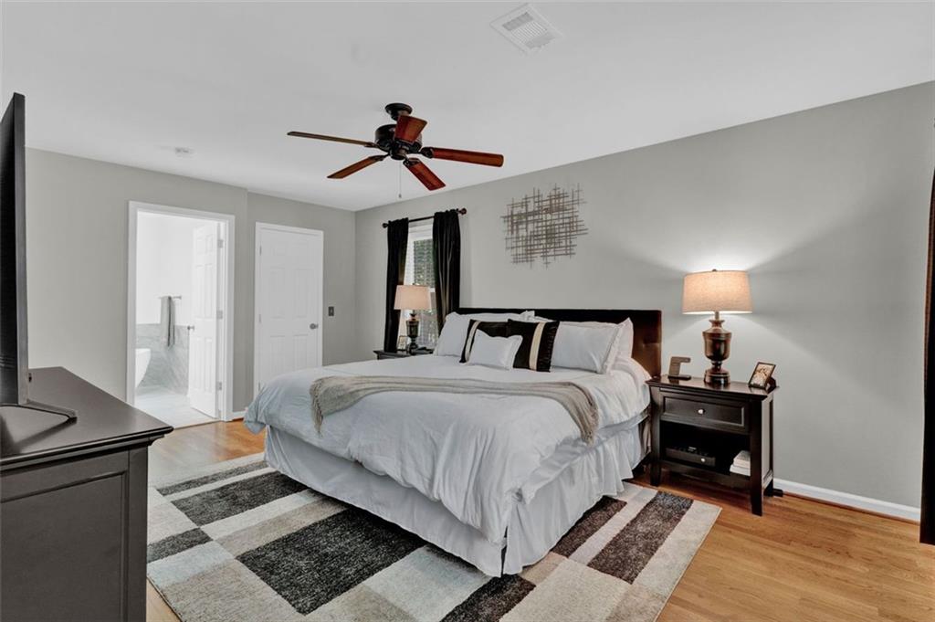 2580 FLEUR DE LIS PL