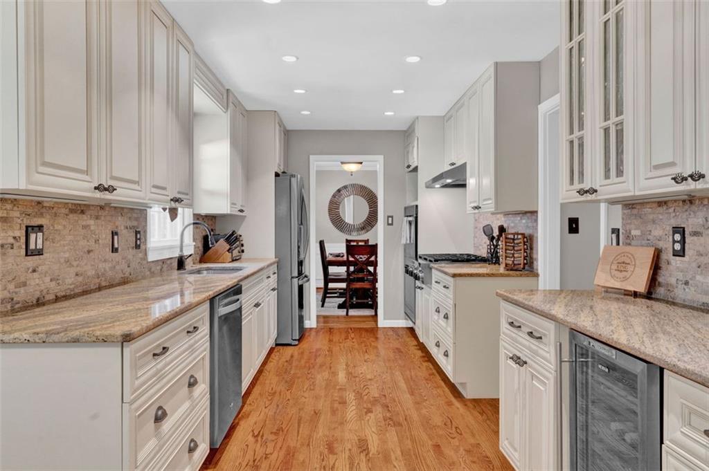 2580 FLEUR DE LIS PL