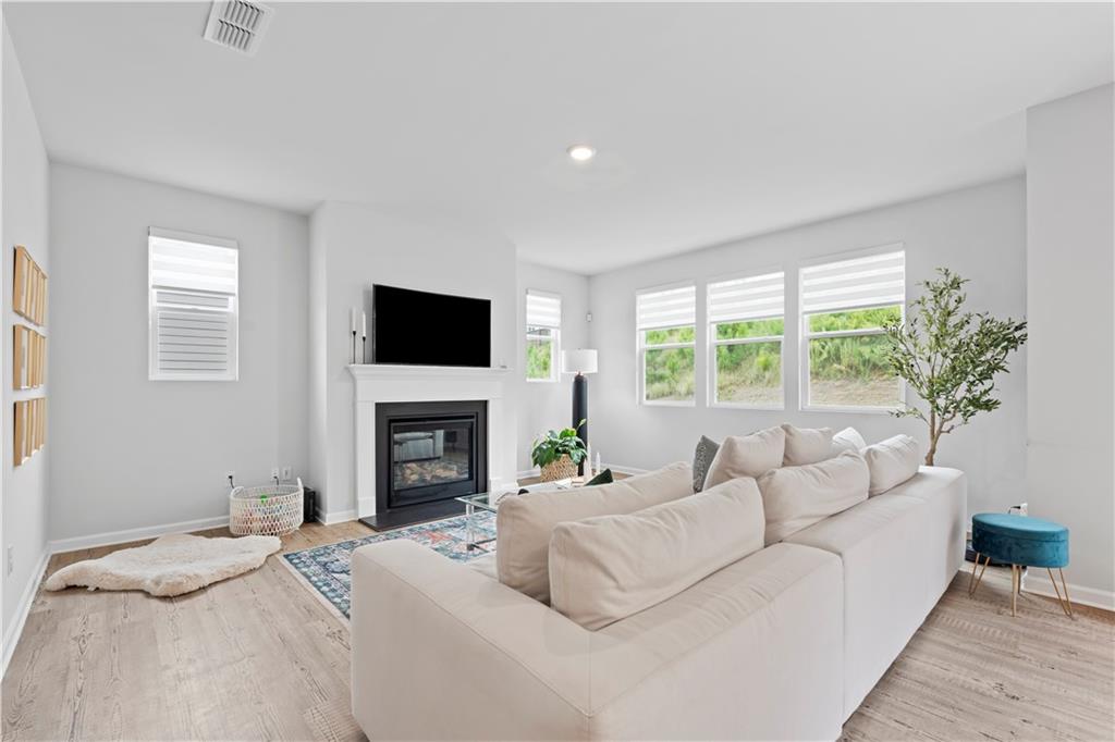 4780 Mock Orange Street SW
