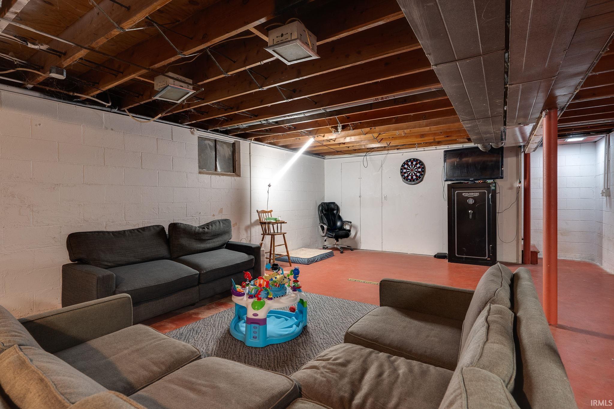 1764 State Road 25 W
