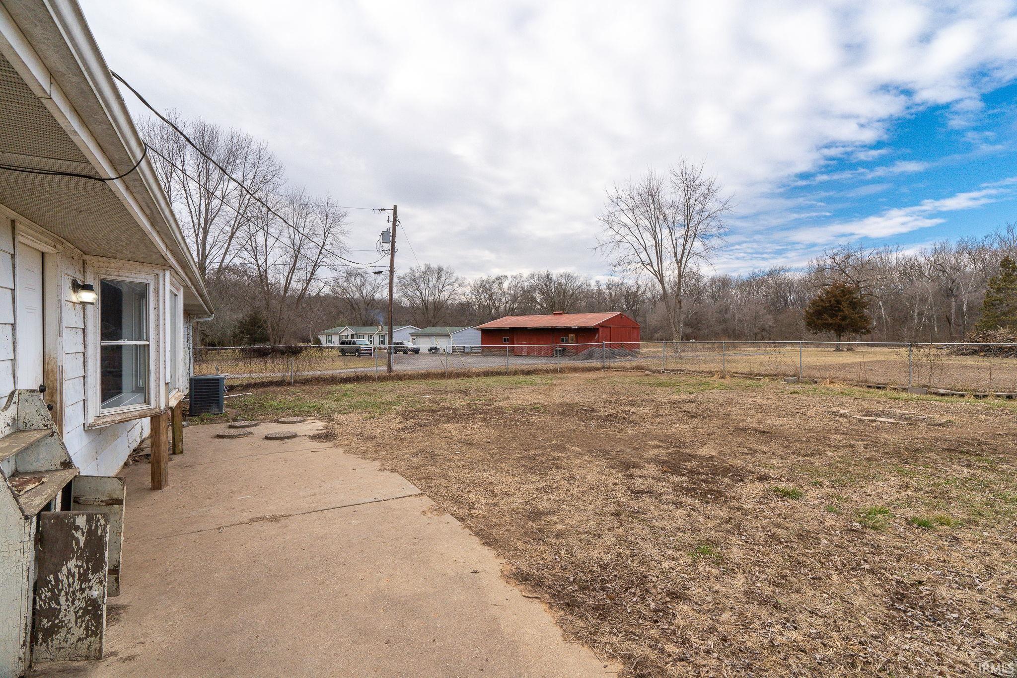 1764 State Road 25 W