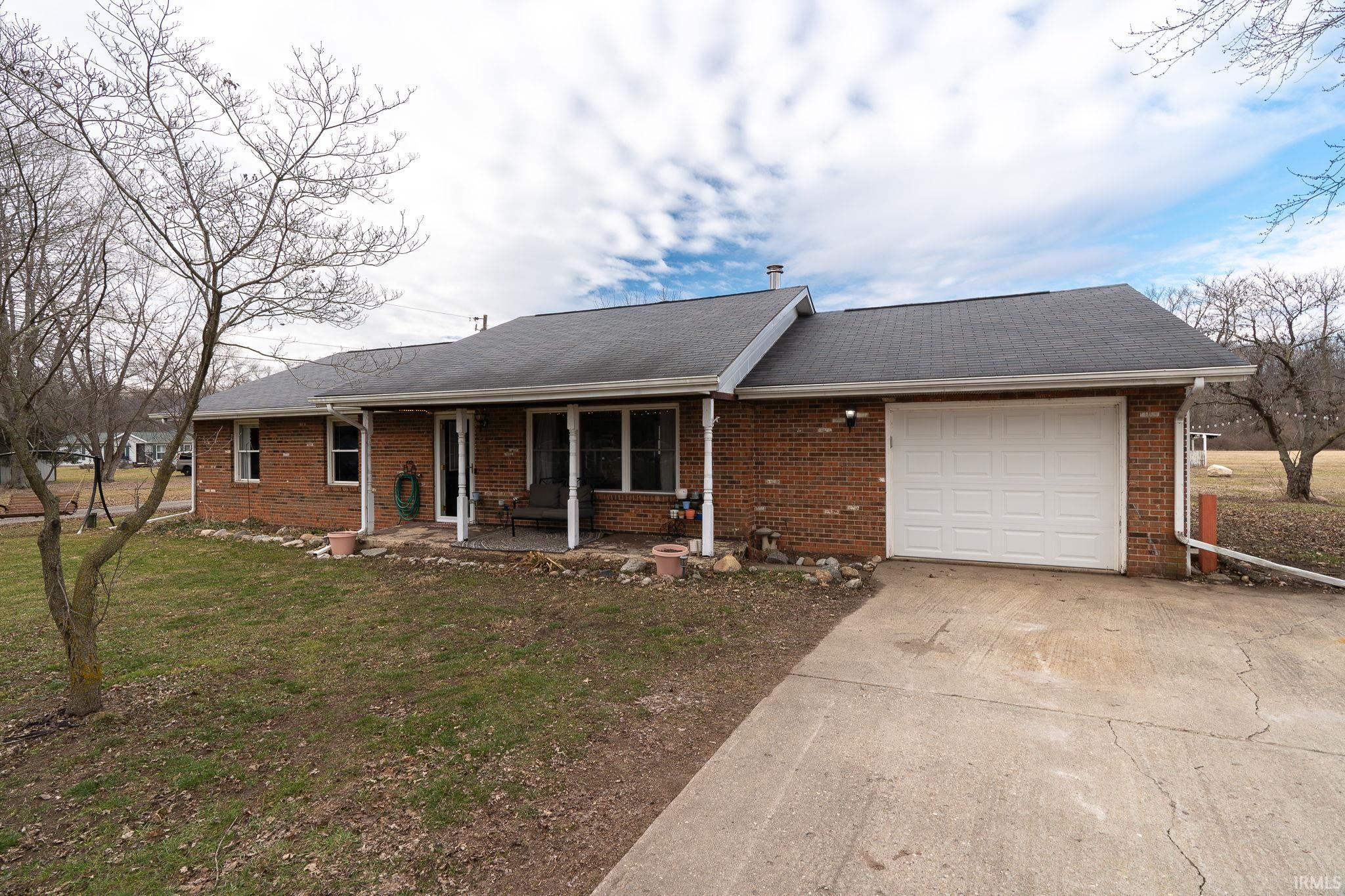 1764 State Road 25 W