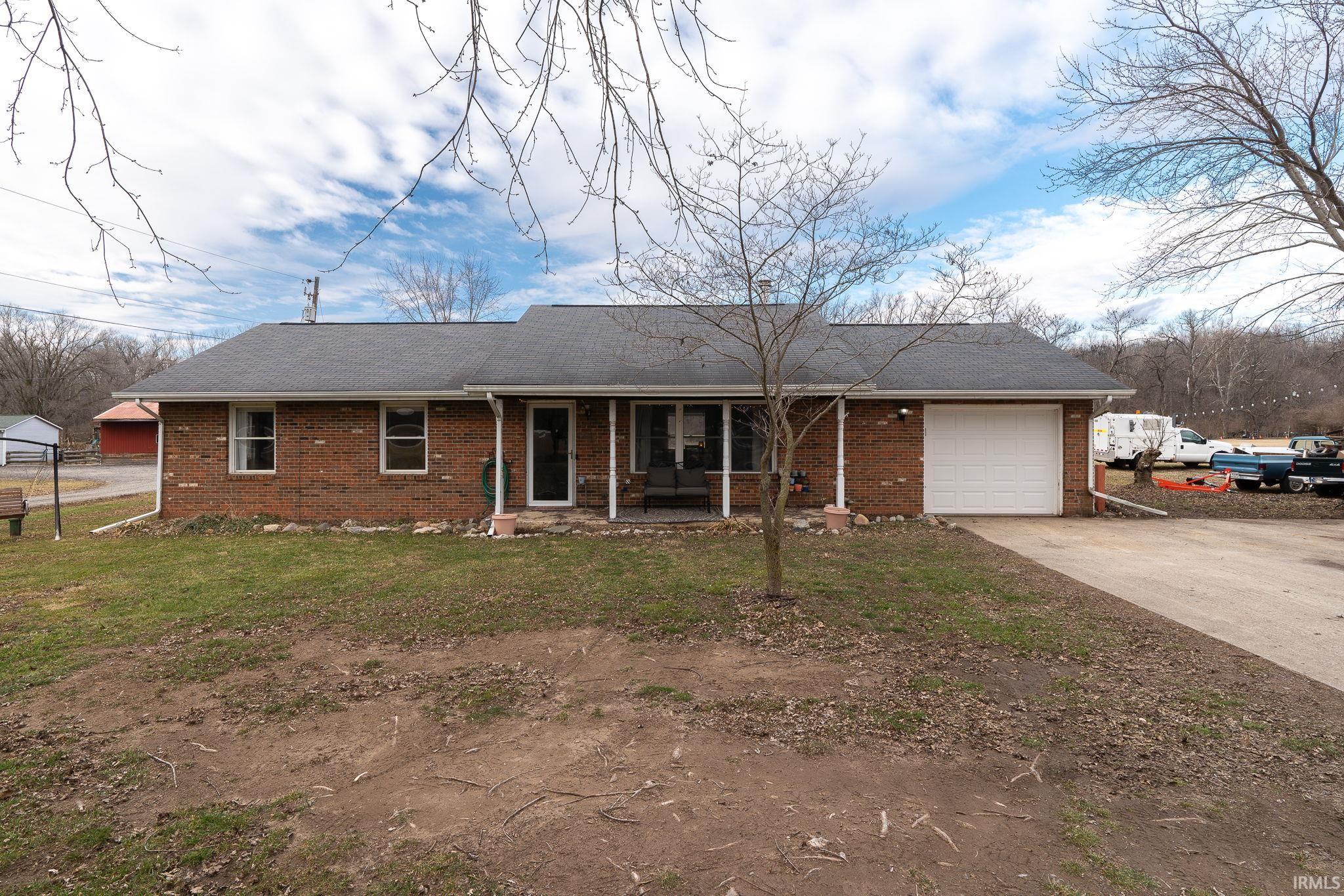 1764 State Road 25 W