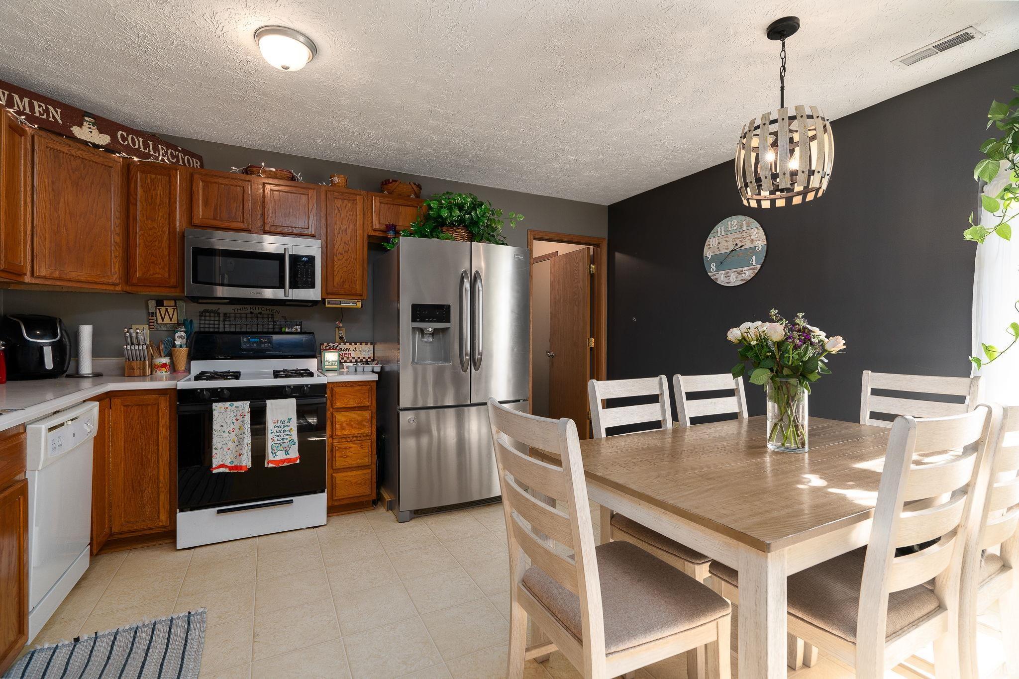 465 Paddlebrook Drive