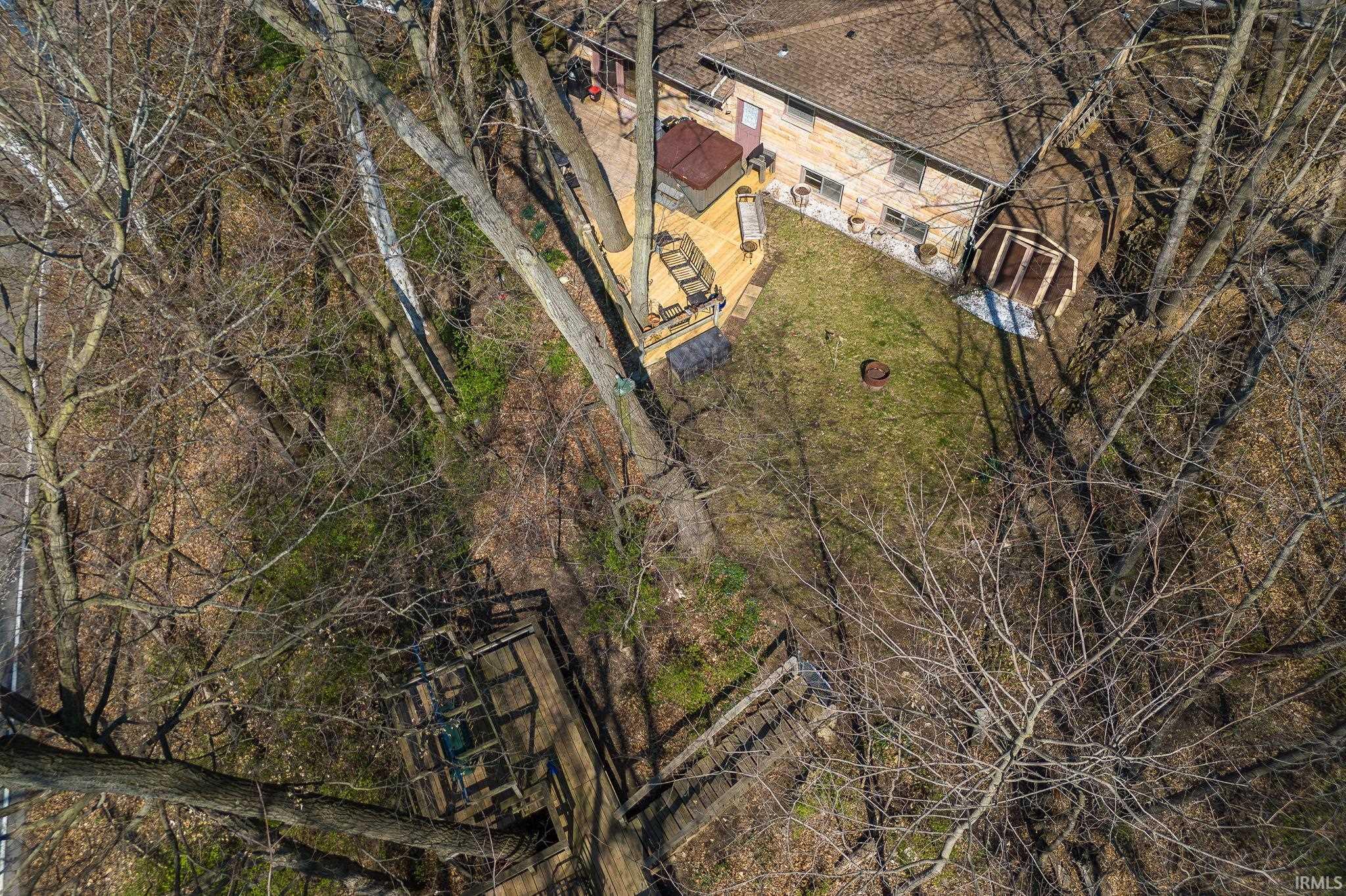 1105 Center Street