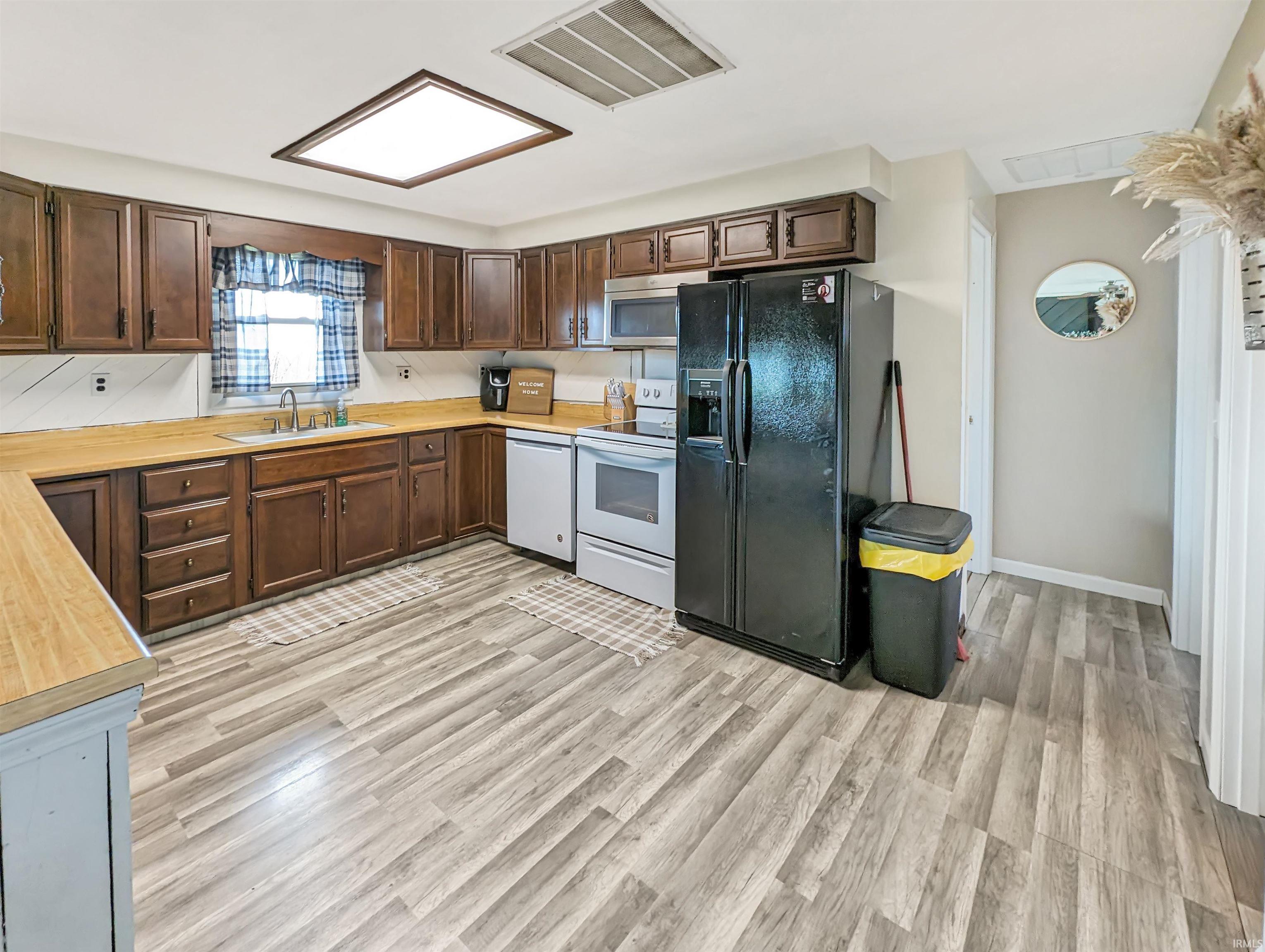 3750 E State Road 38