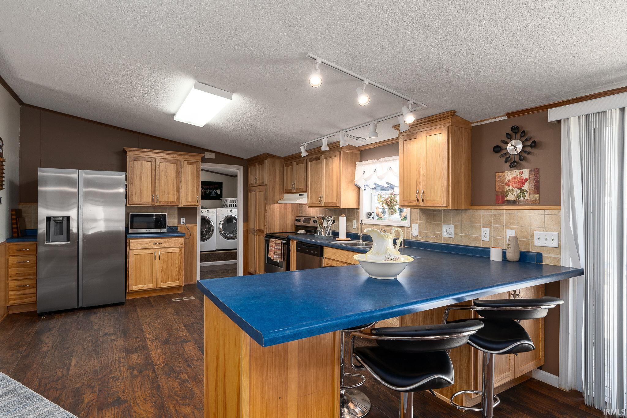 3420 W Arrowhead Drive