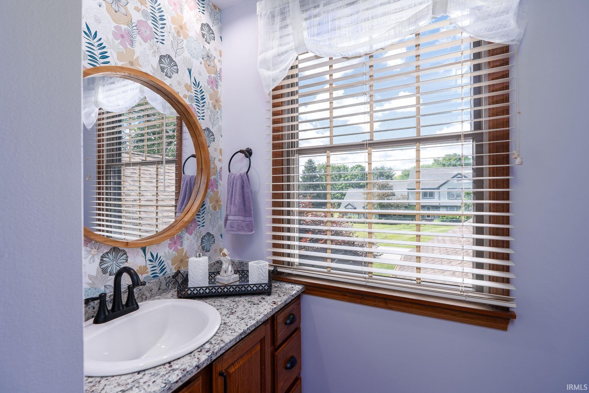 5523 Blackberry Lane
