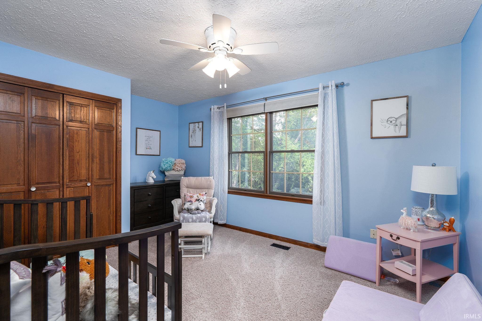 5523 Blackberry Lane