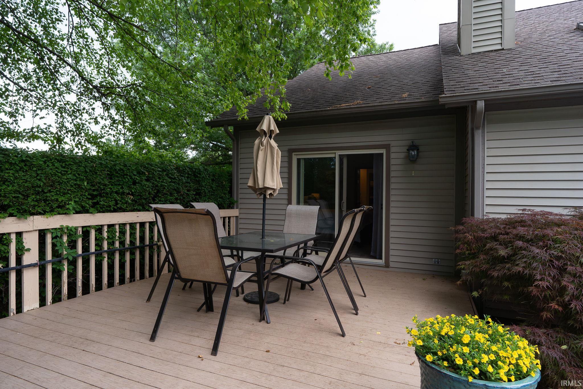 5523 Blackberry Lane