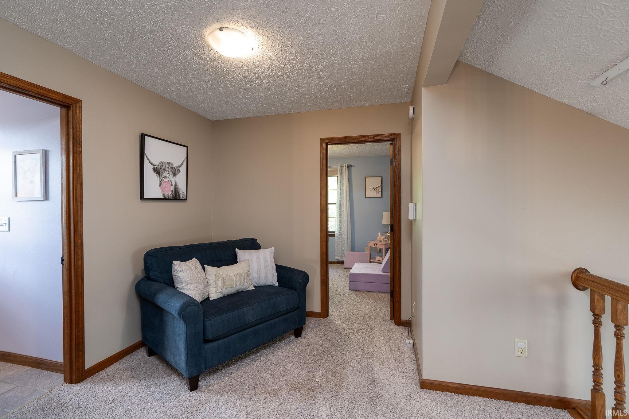5523 Blackberry Lane