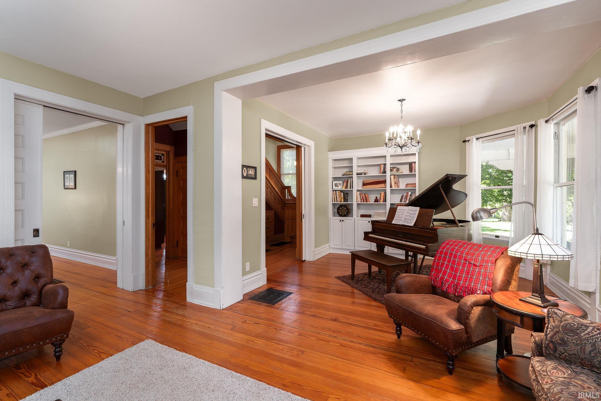 512 S 7th Street