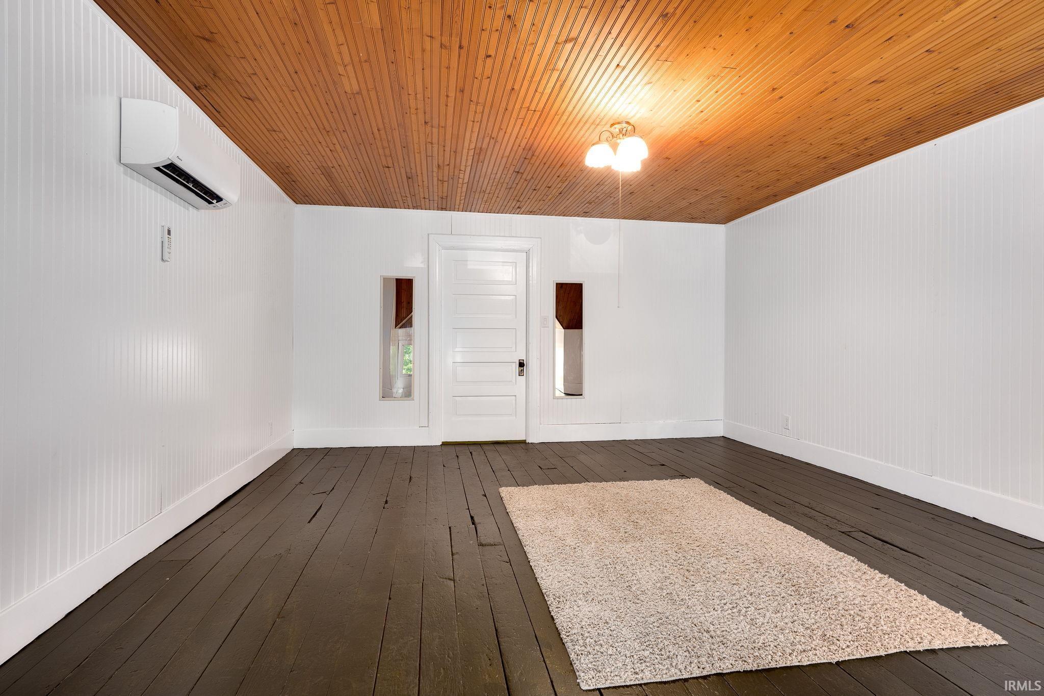 512 S 7th Street