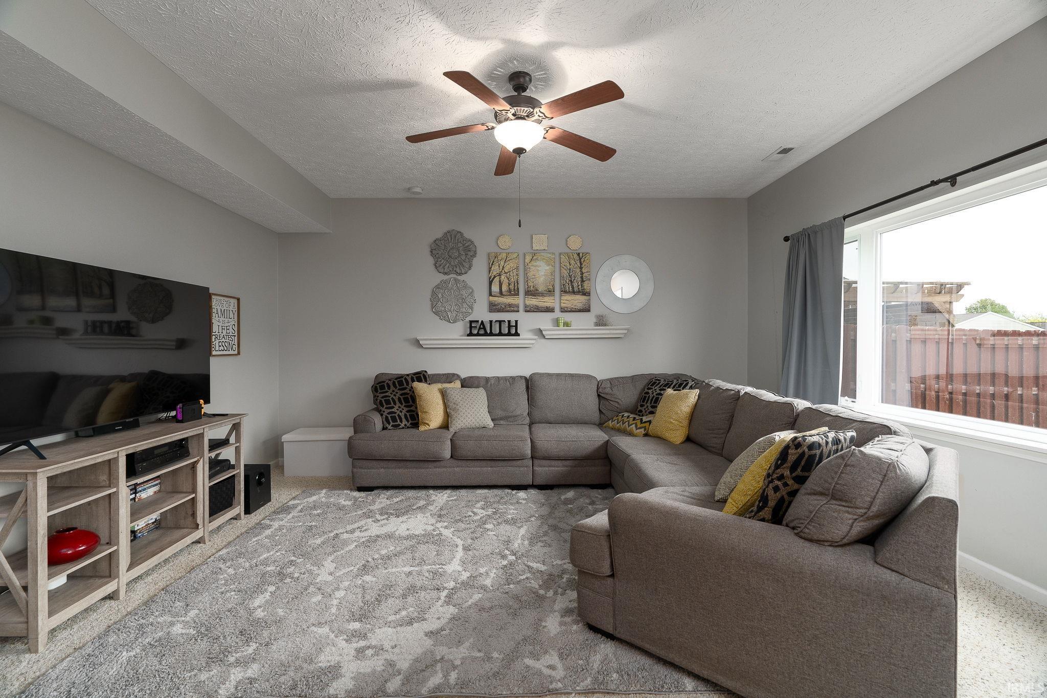 4583 Rabbit Run Road