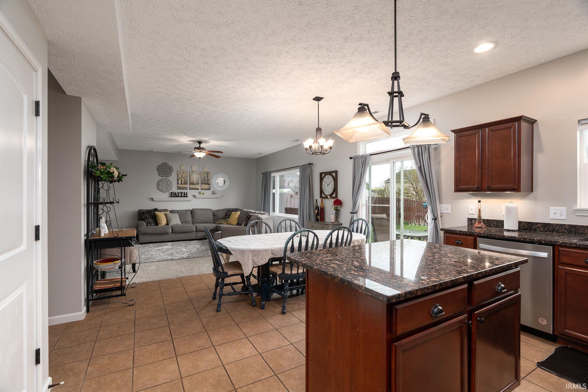 4583 Rabbit Run Road