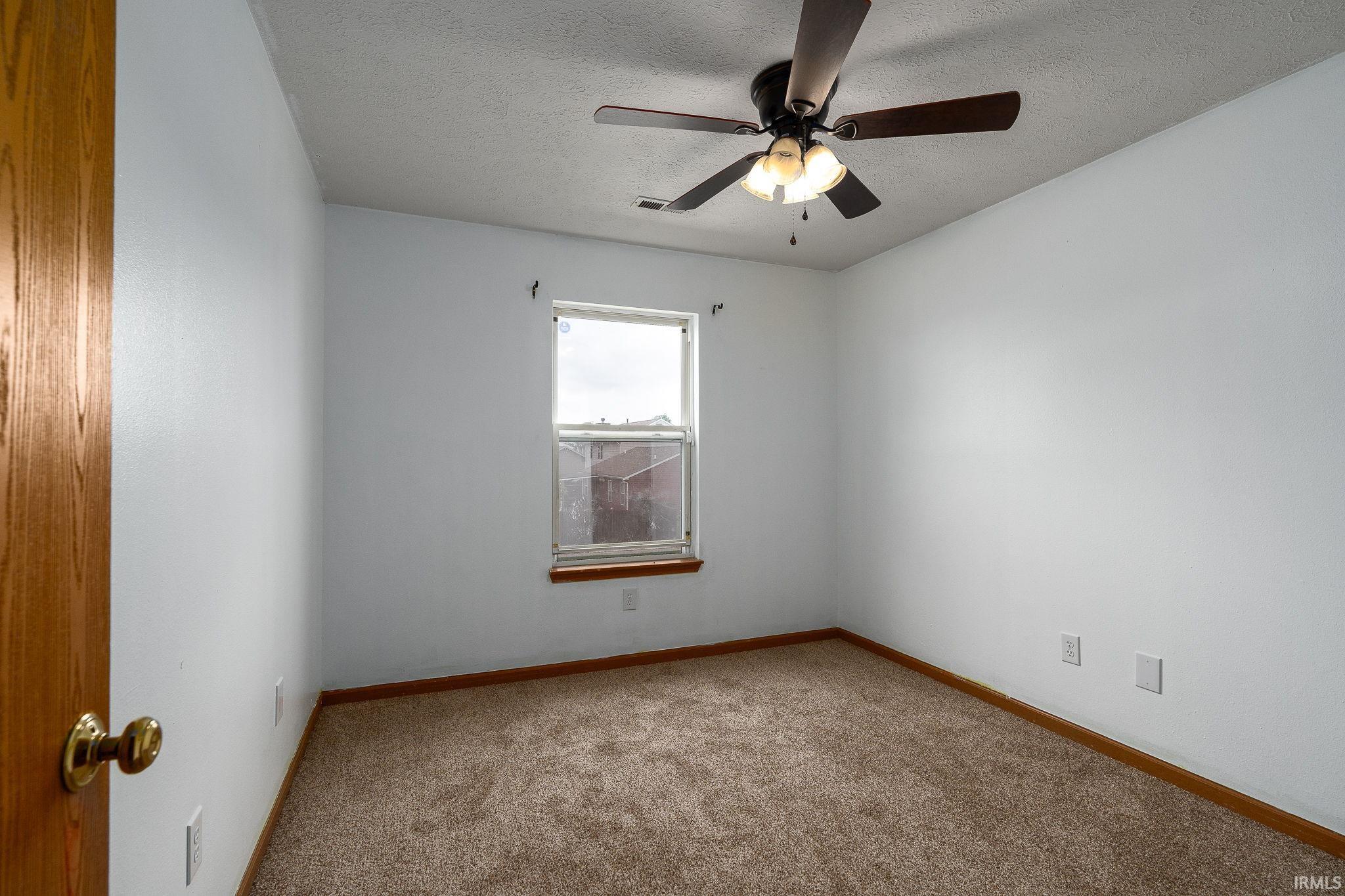 911 Royce Drive