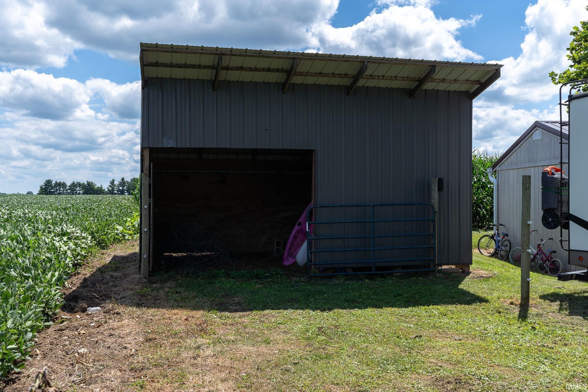 2617 S US Hwy 421