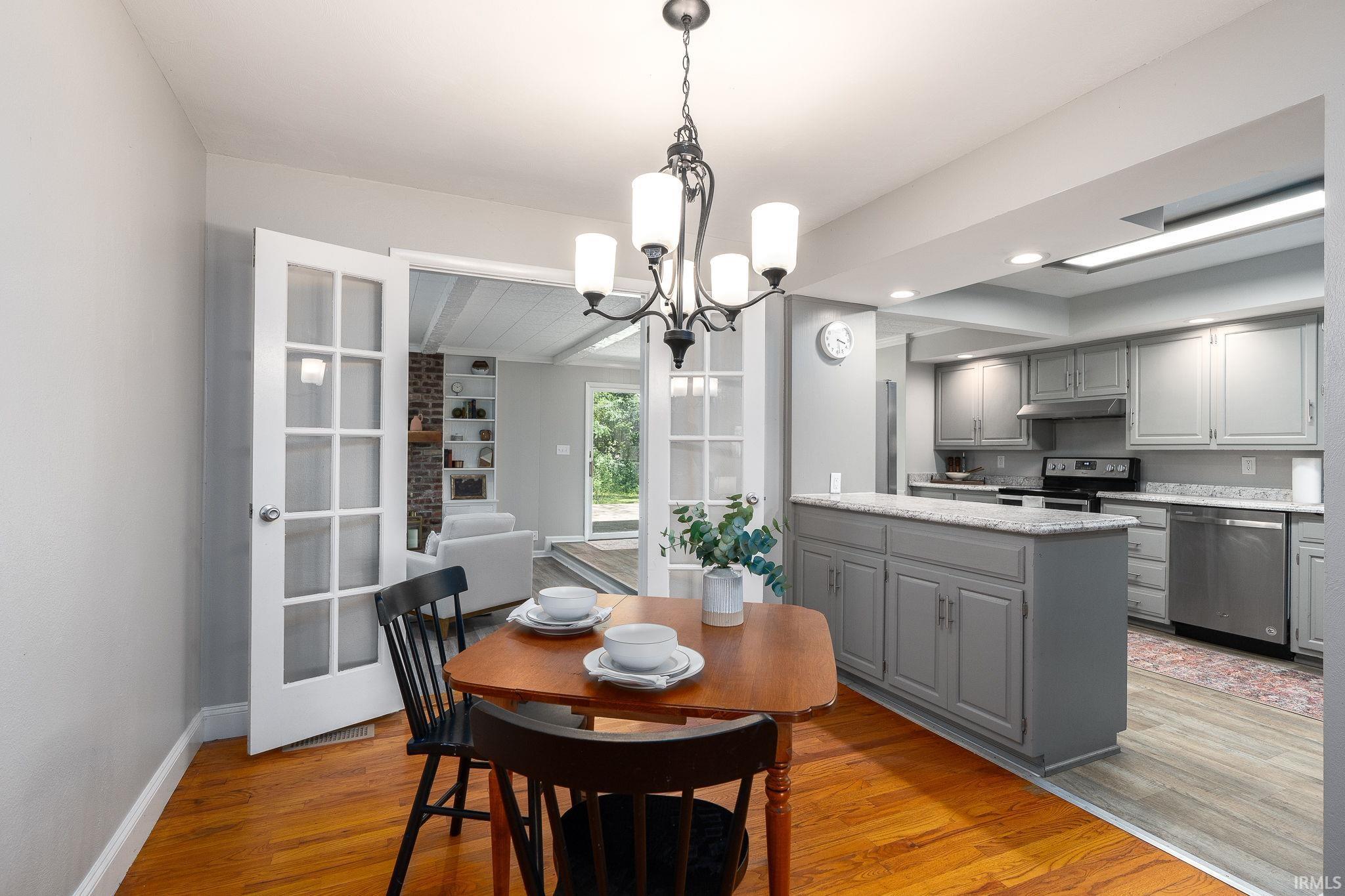 2240 Miami Trail