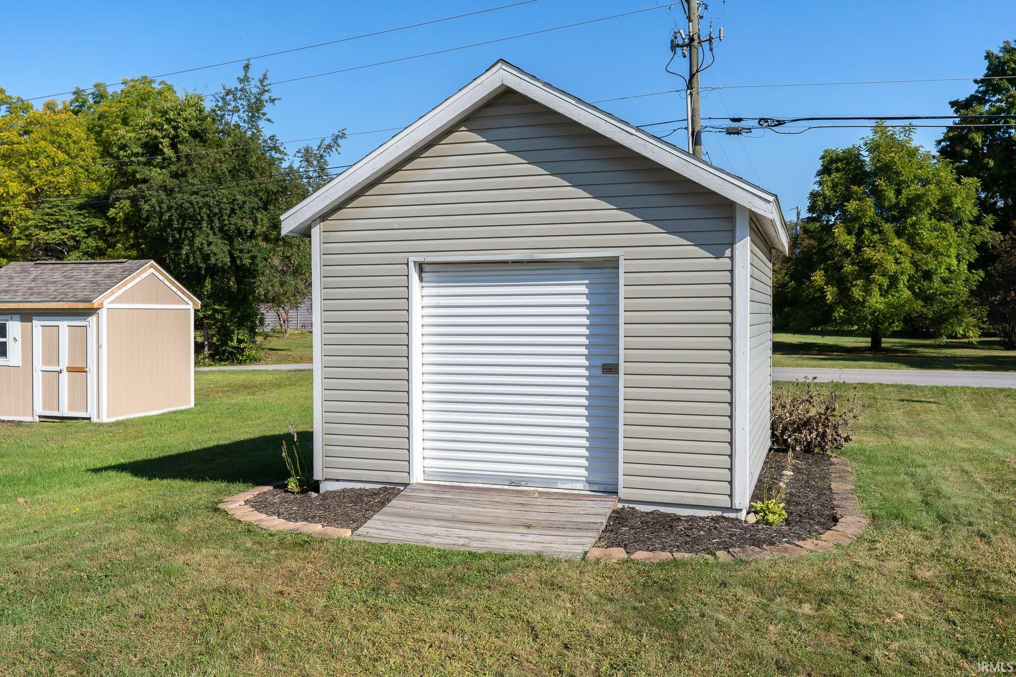 312 N Brookfield Drive