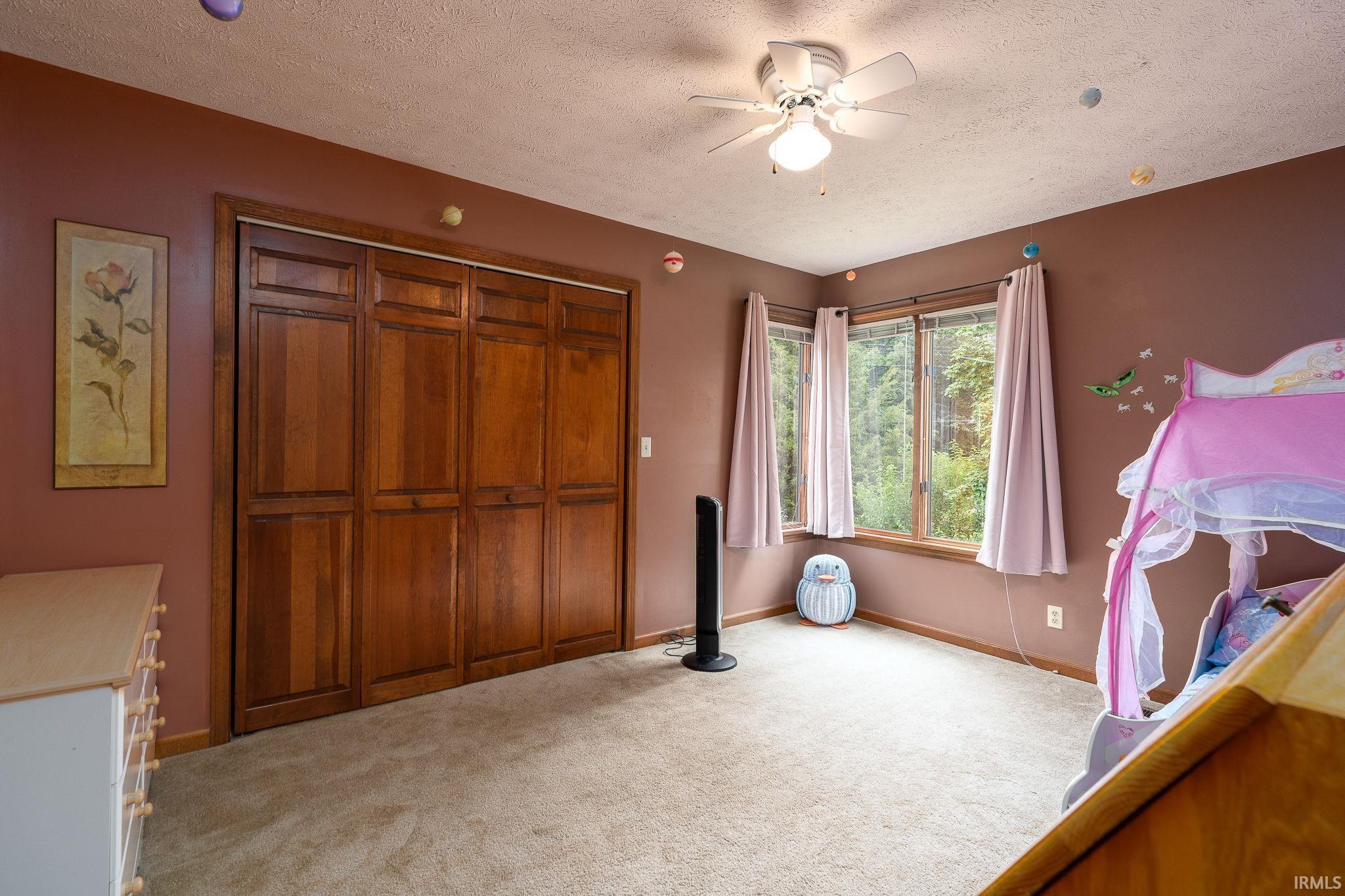 5528 Blackberry Lane
