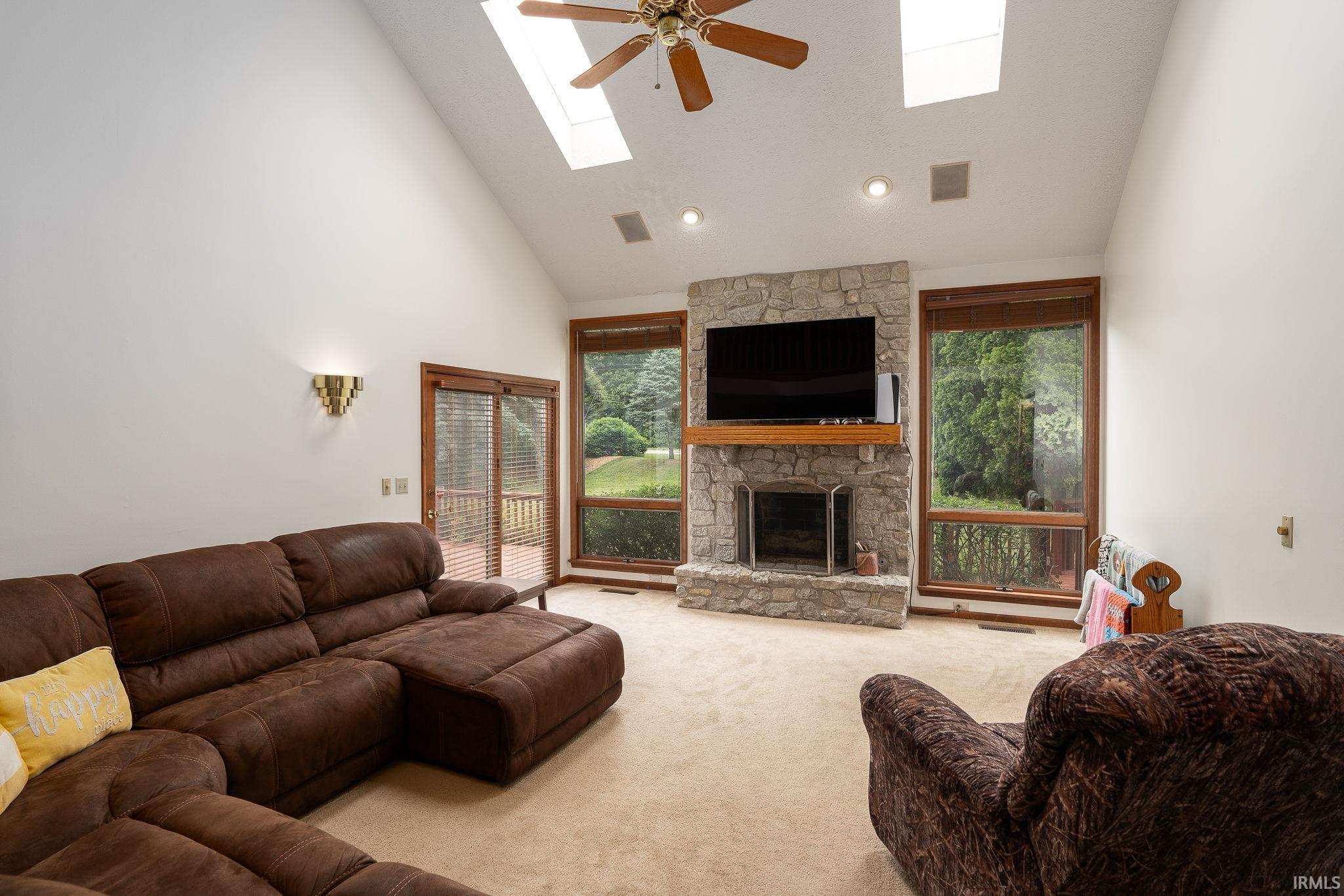 5528 Blackberry Lane
