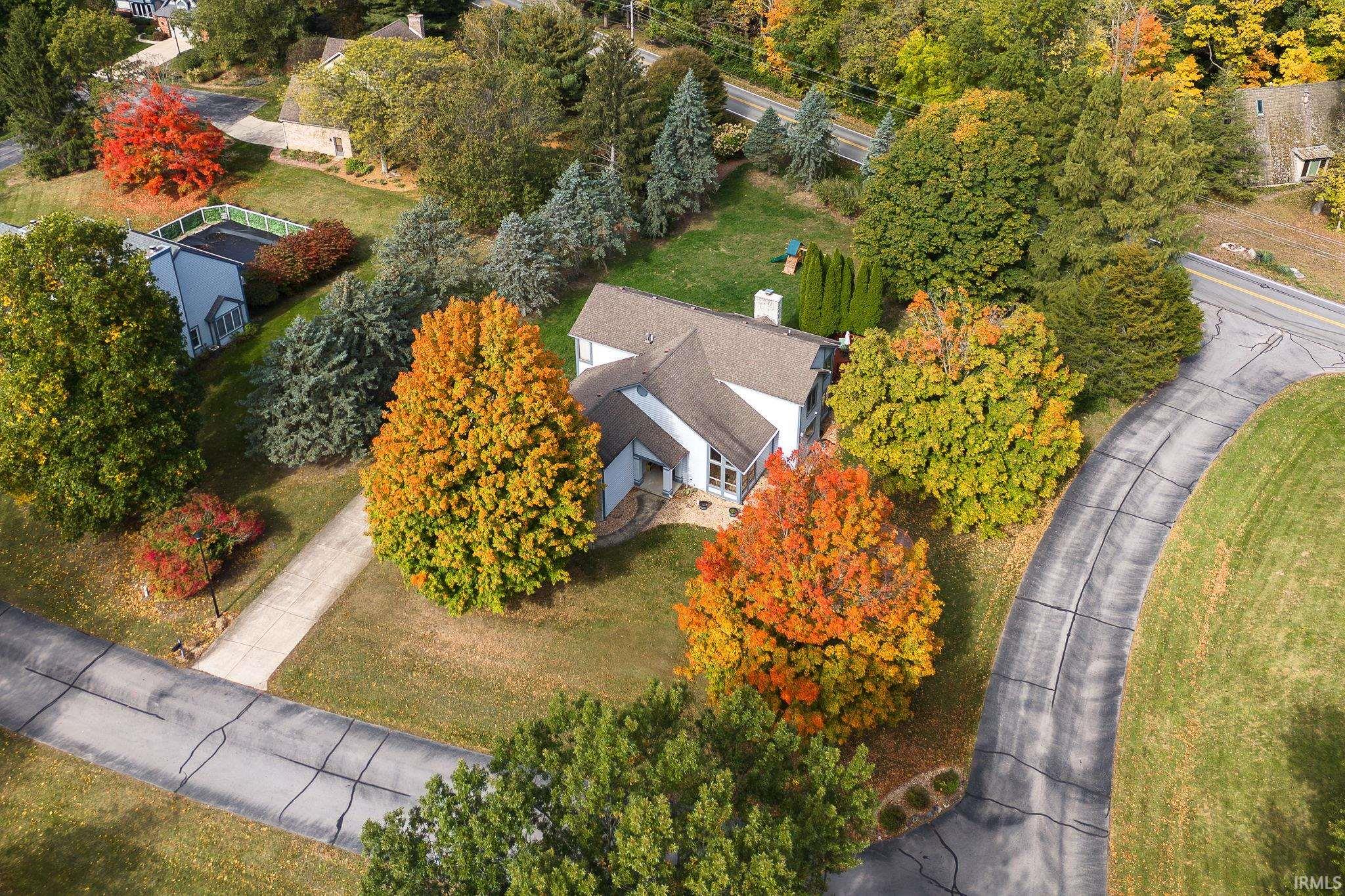 5528 Blackberry Lane