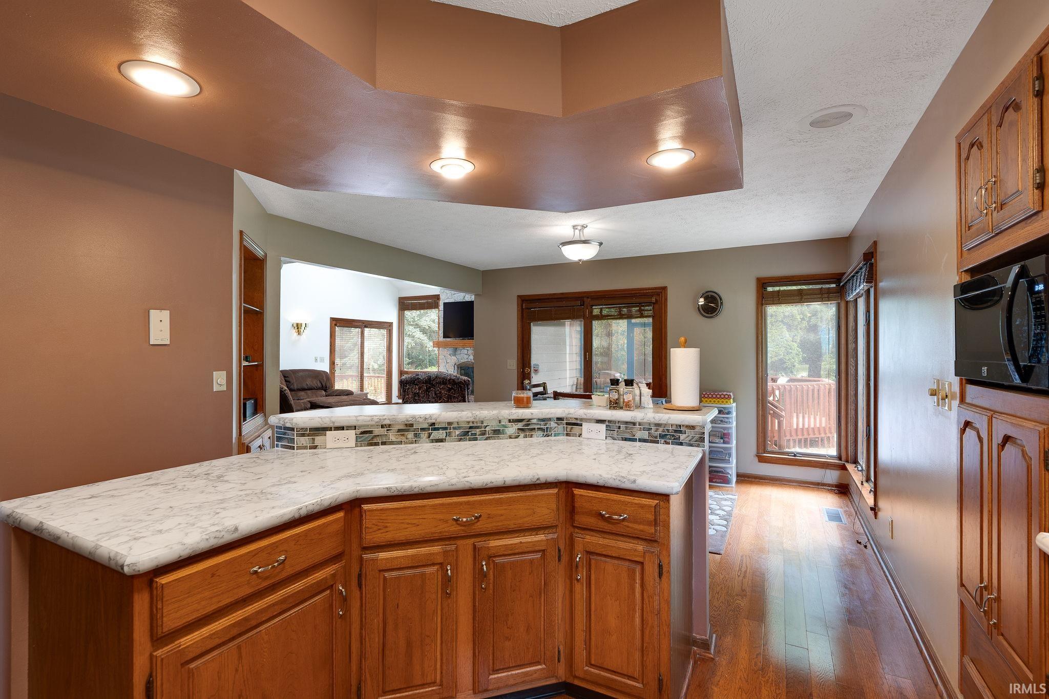 5528 Blackberry Lane