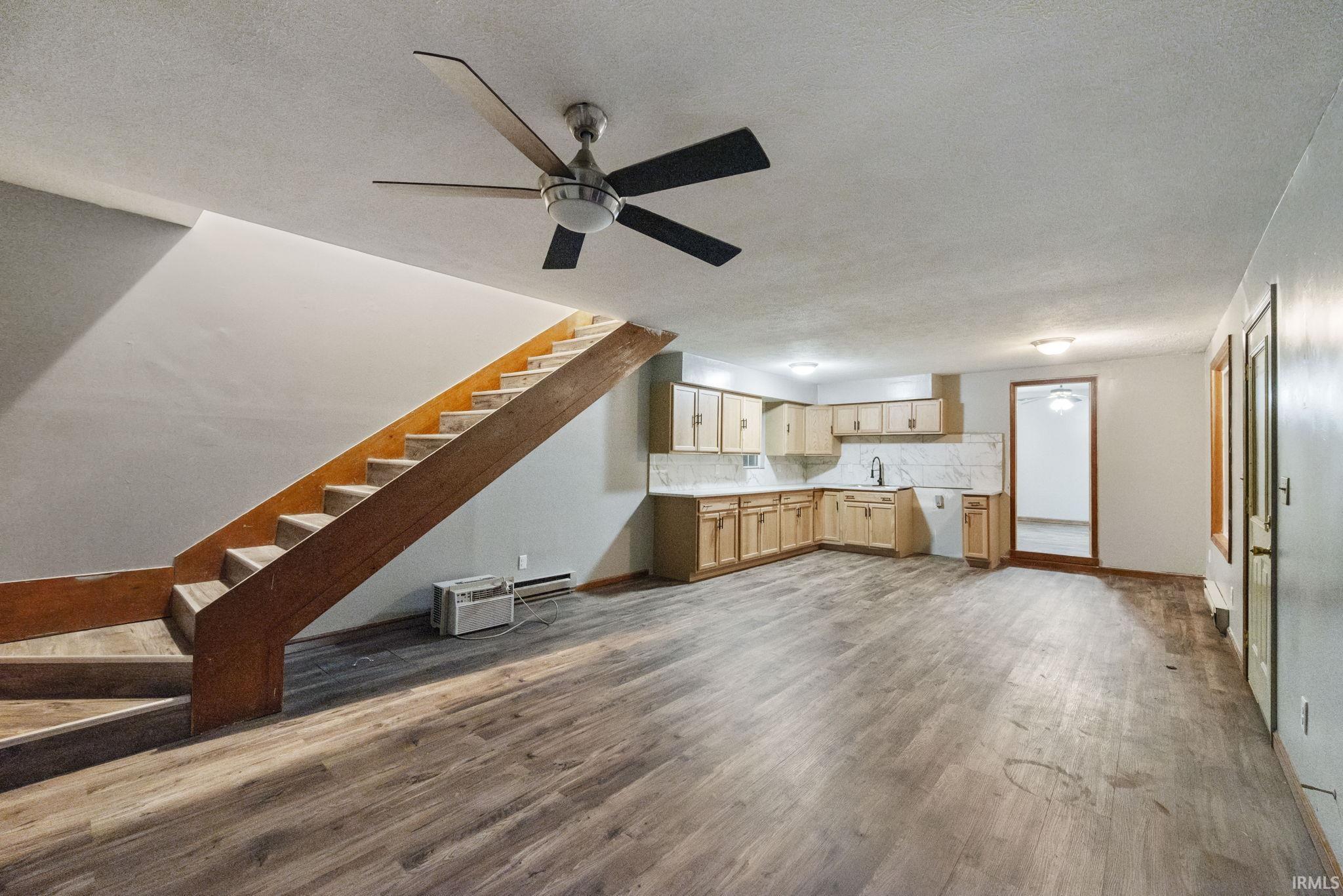 551 E Green Street Unit: 3