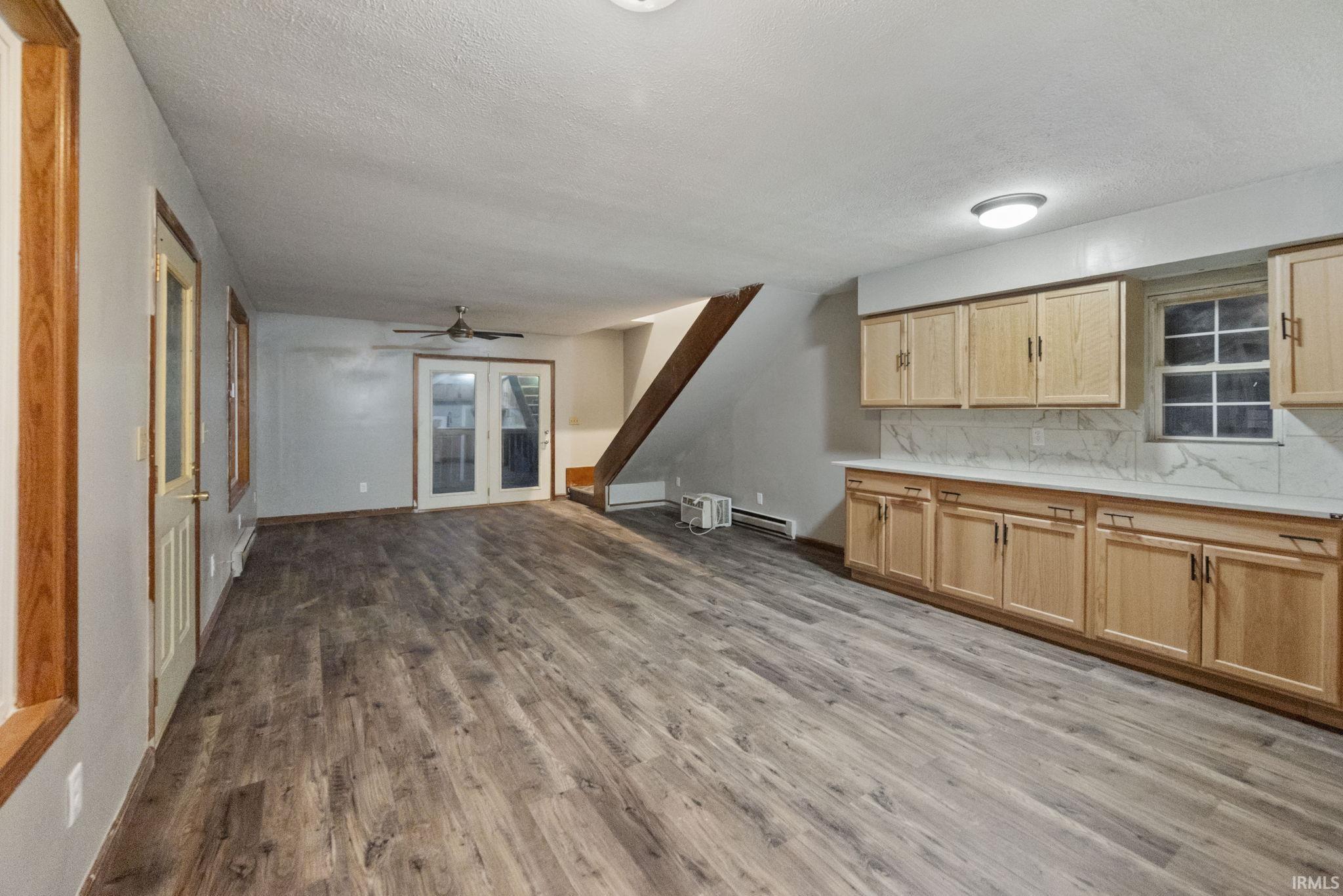 551 E Green Street Unit: 3