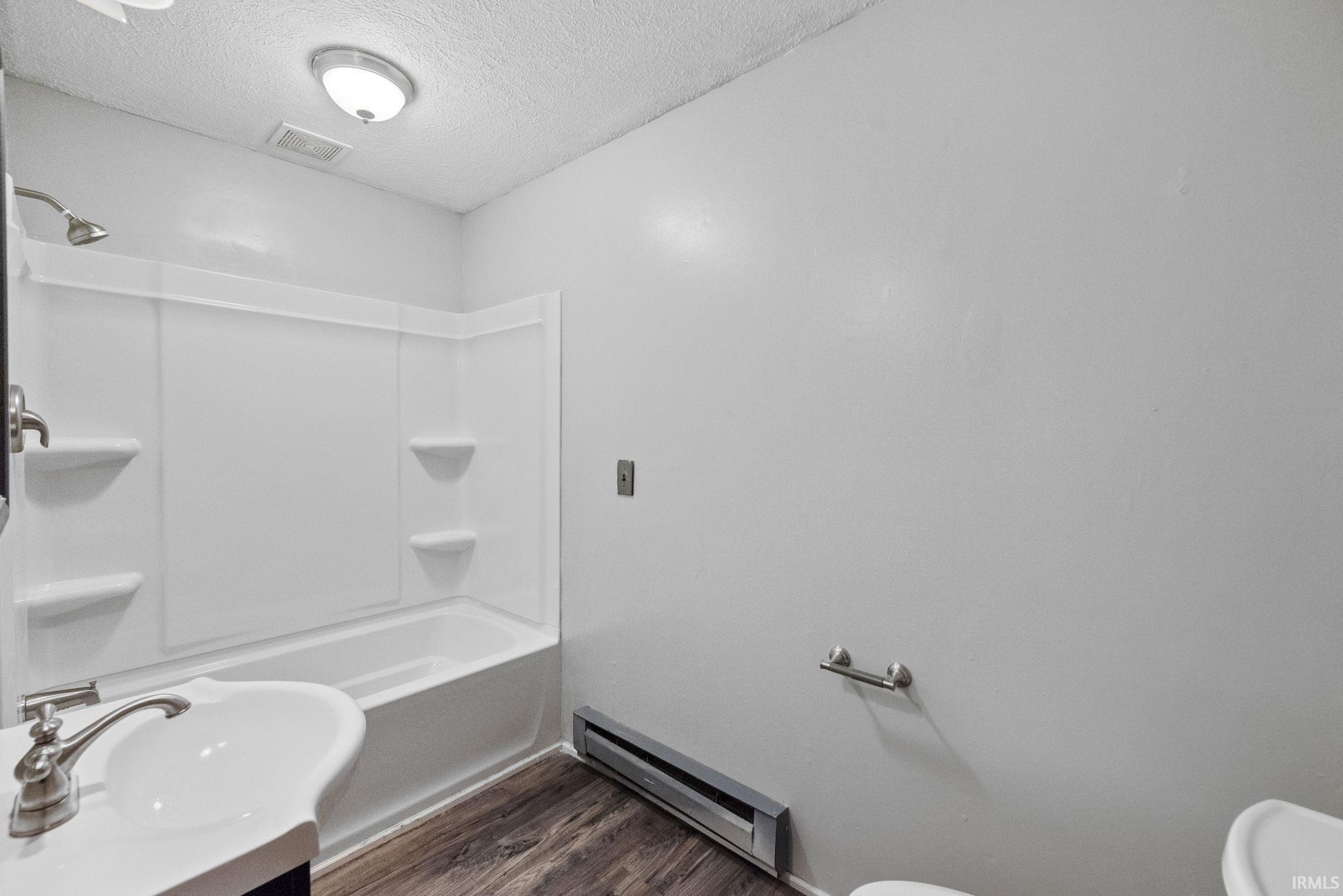 551 E Green Street Unit: 3