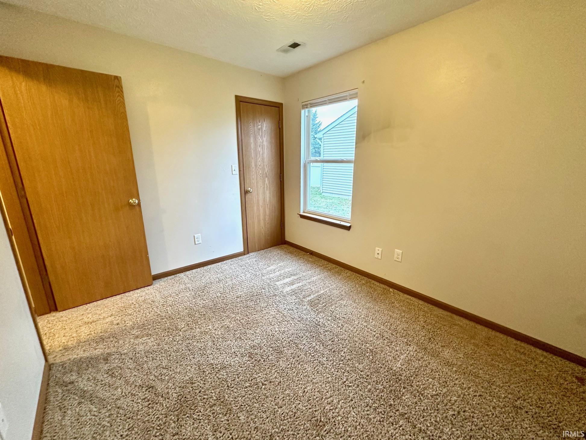 911 N Braxton Drive