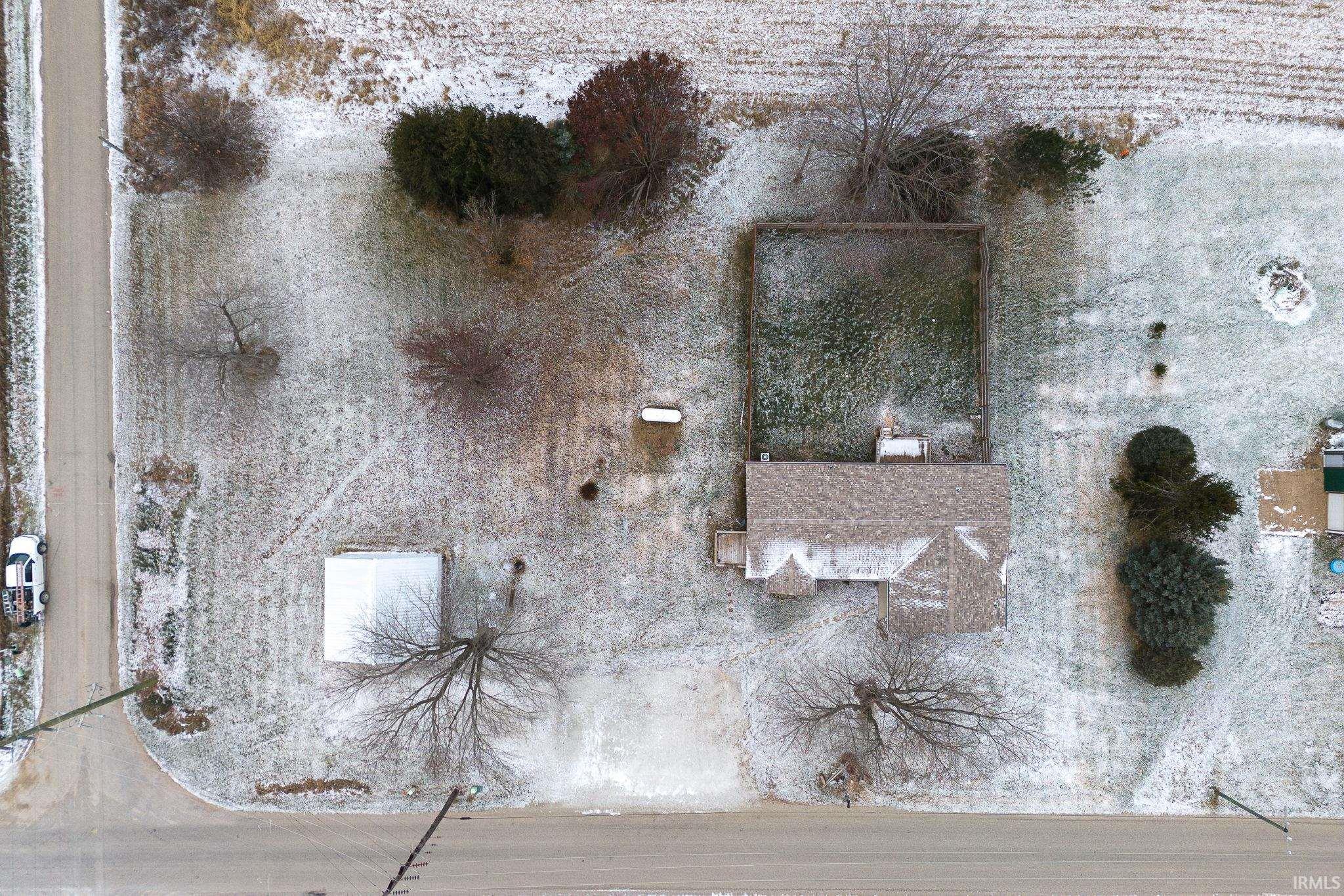 5216 N Riverside Drive