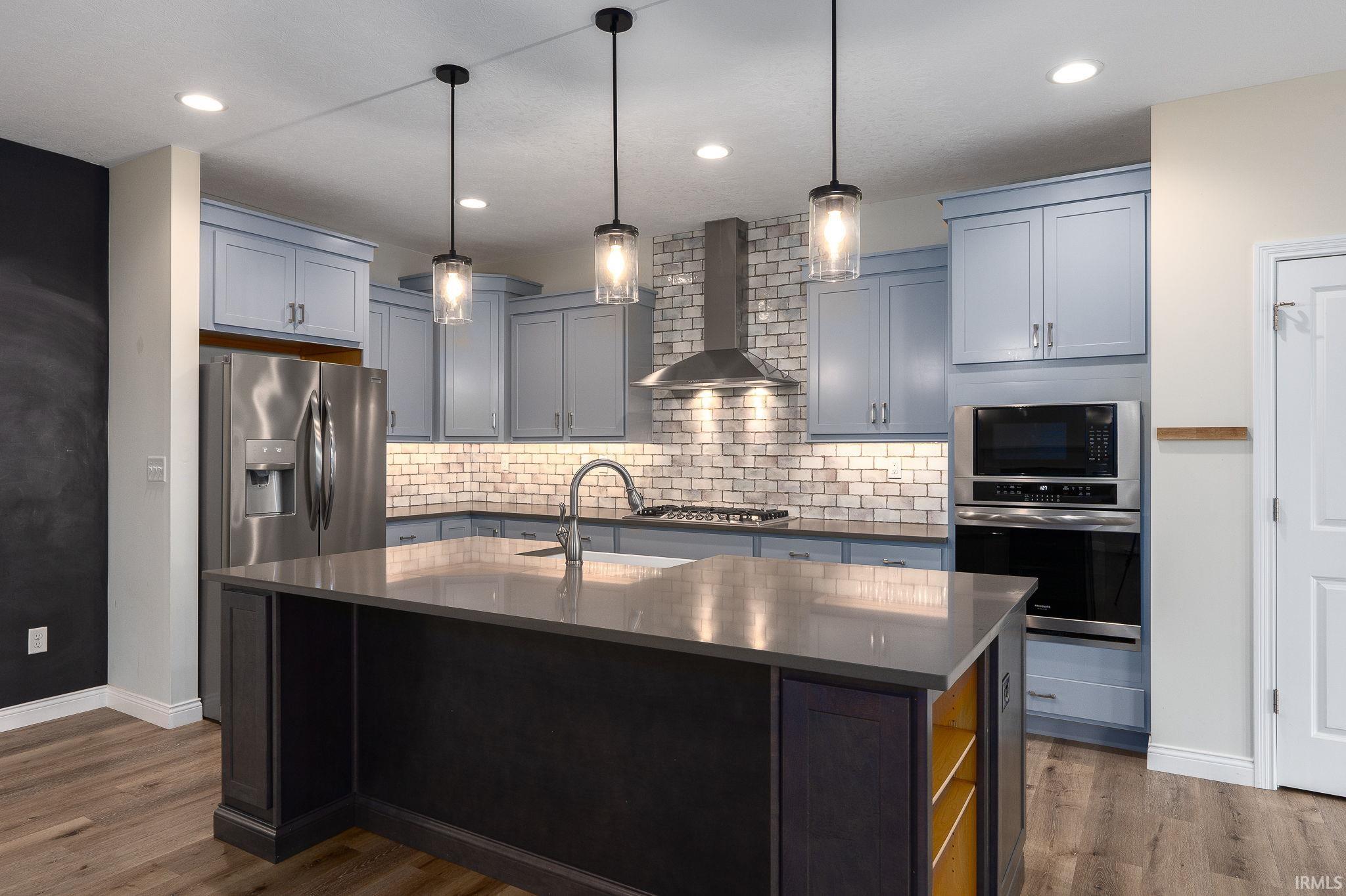 4180 Admirals Pointe Drive