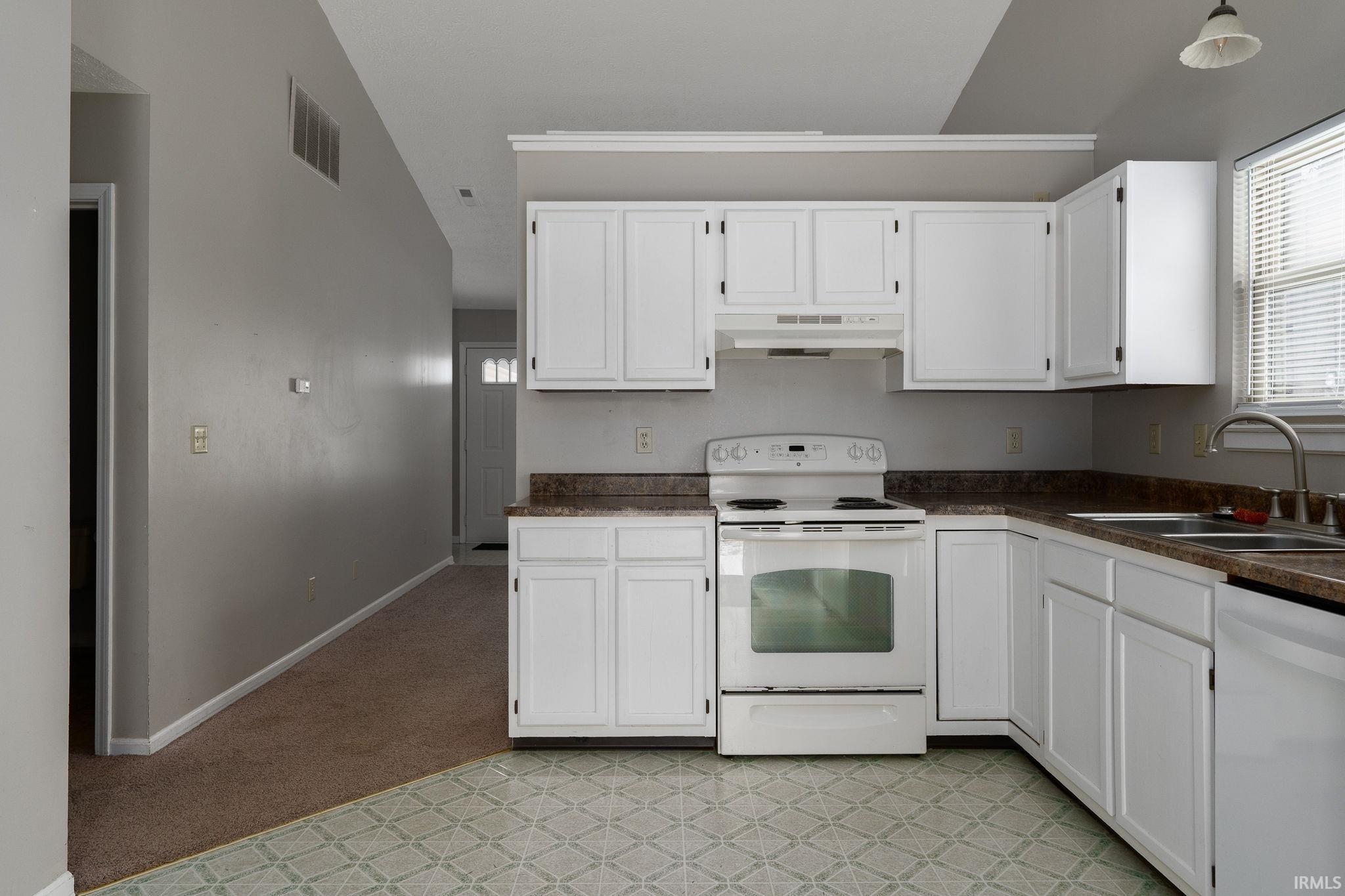 4321 Hillside Drive