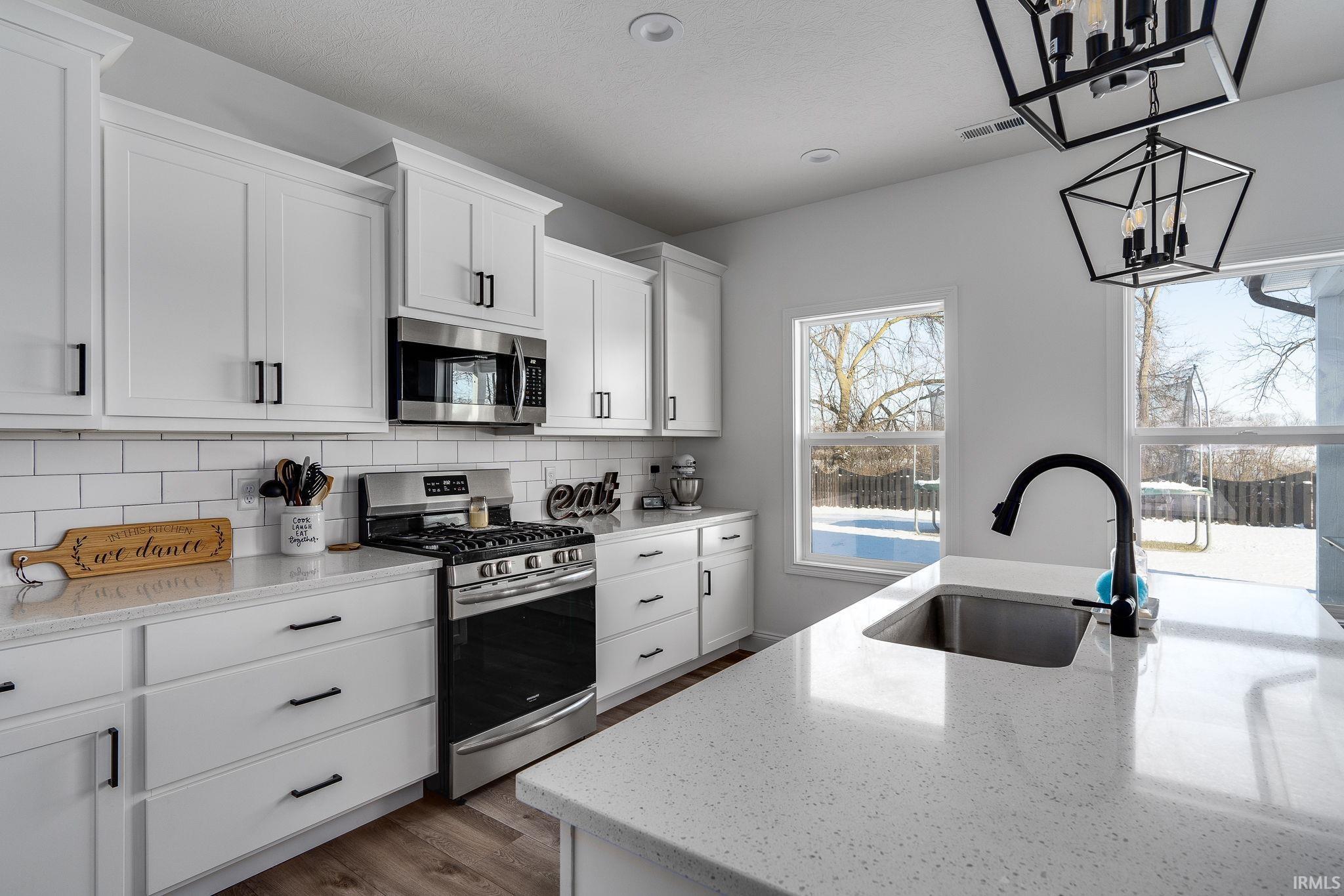 4309 Admirals Cove Drive