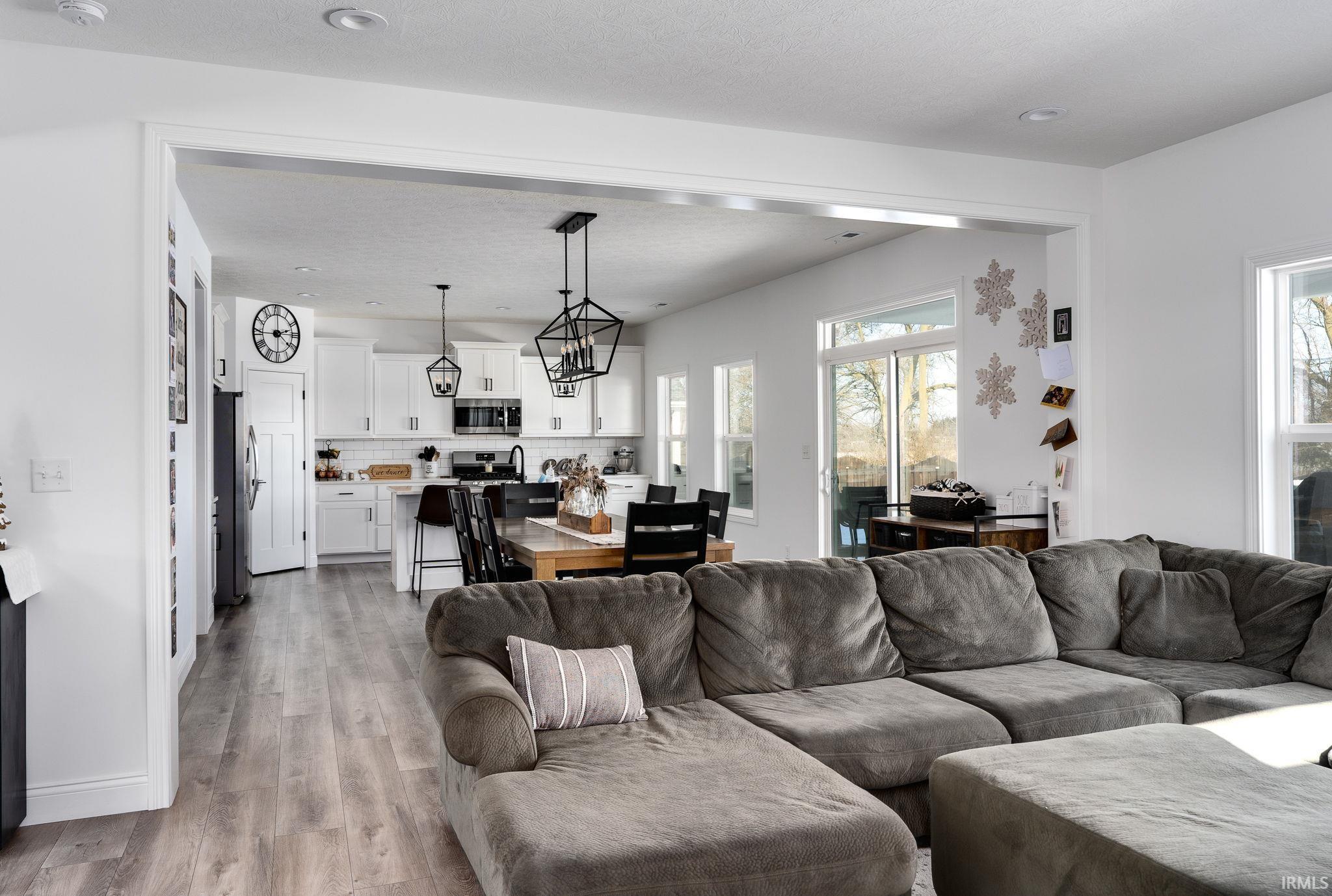 4309 Admirals Cove Drive
