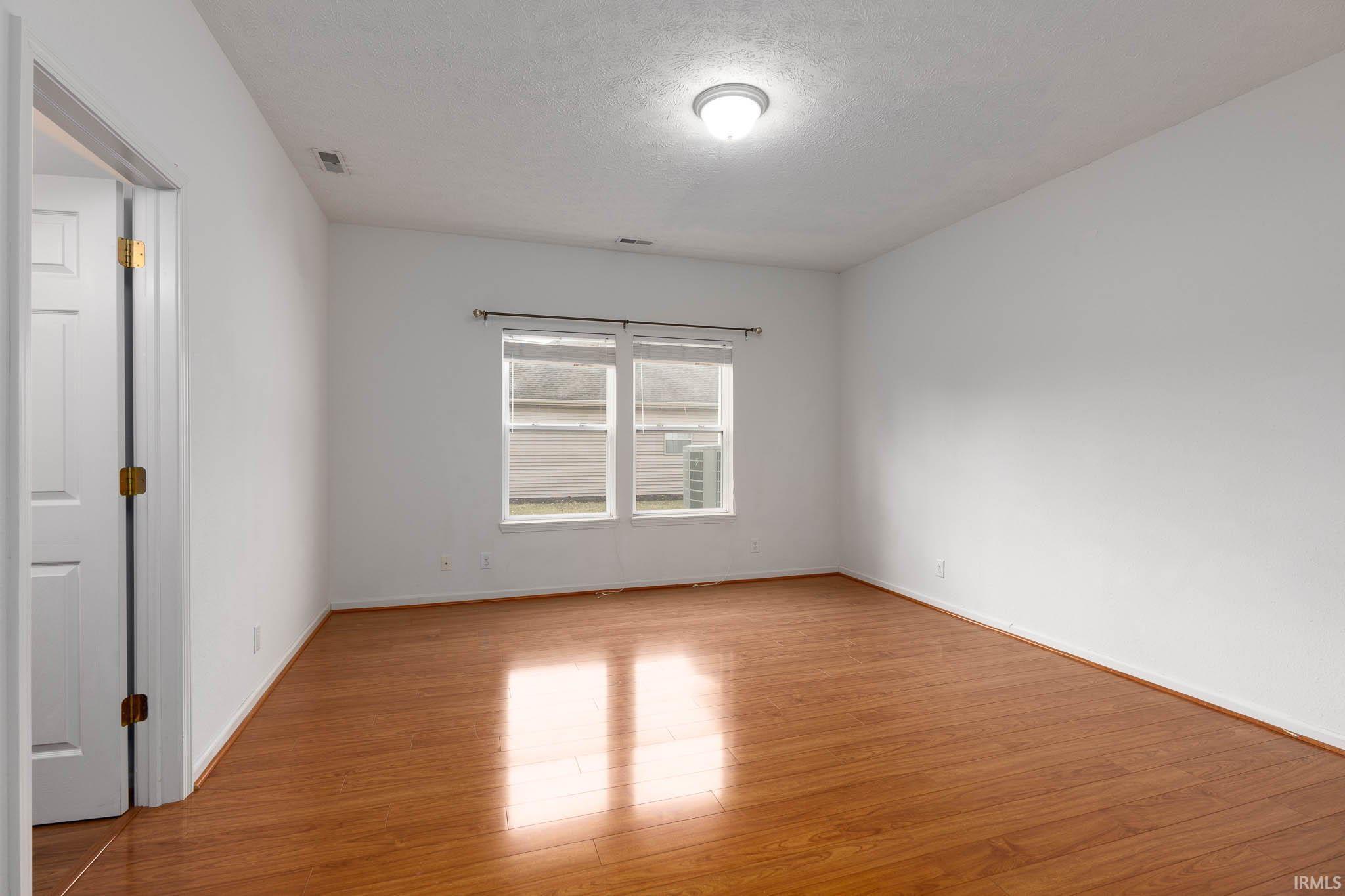 725 Tiffany Court