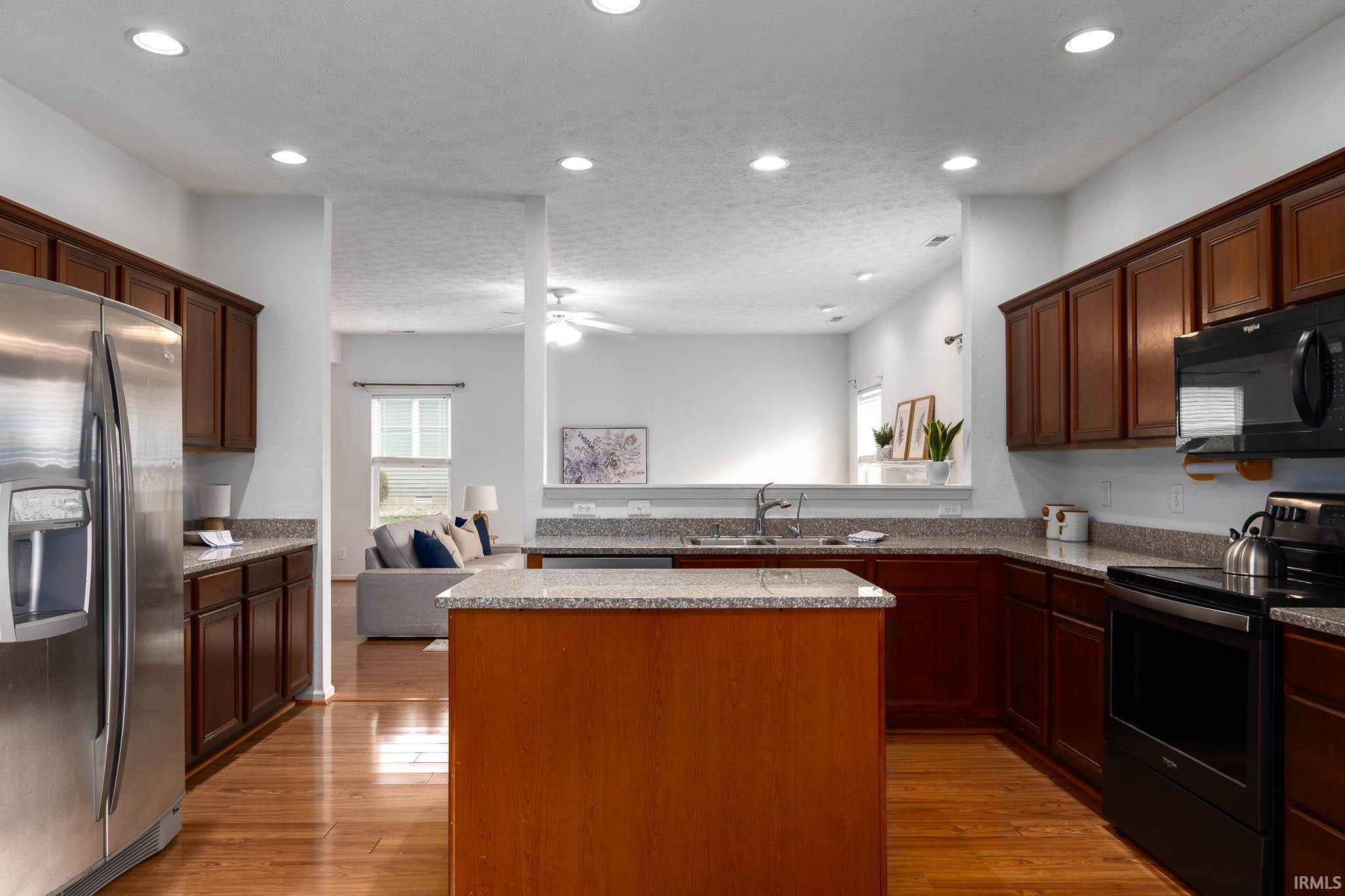725 Tiffany Court