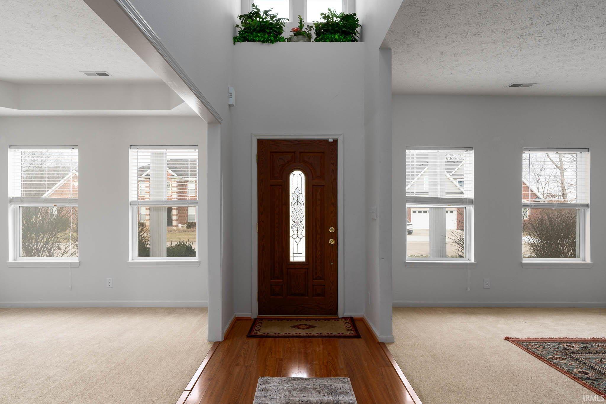 725 Tiffany Court