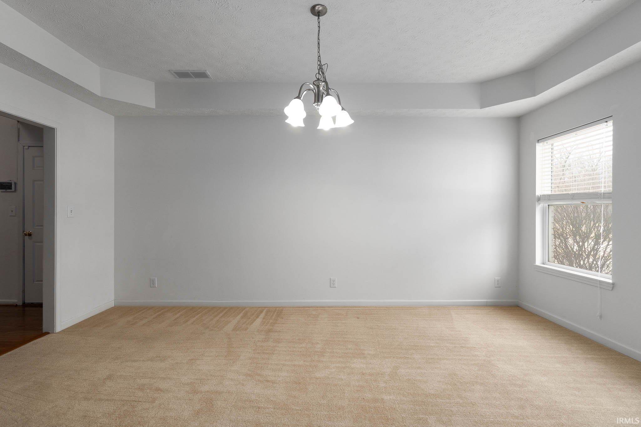 725 Tiffany Court