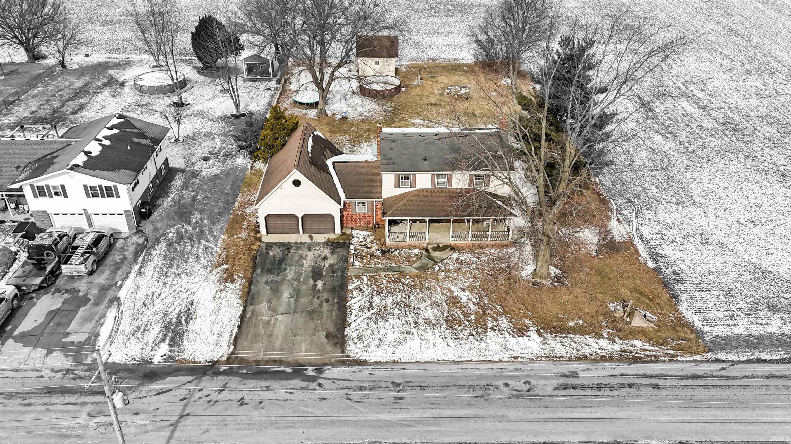 728 E County Road 100 N