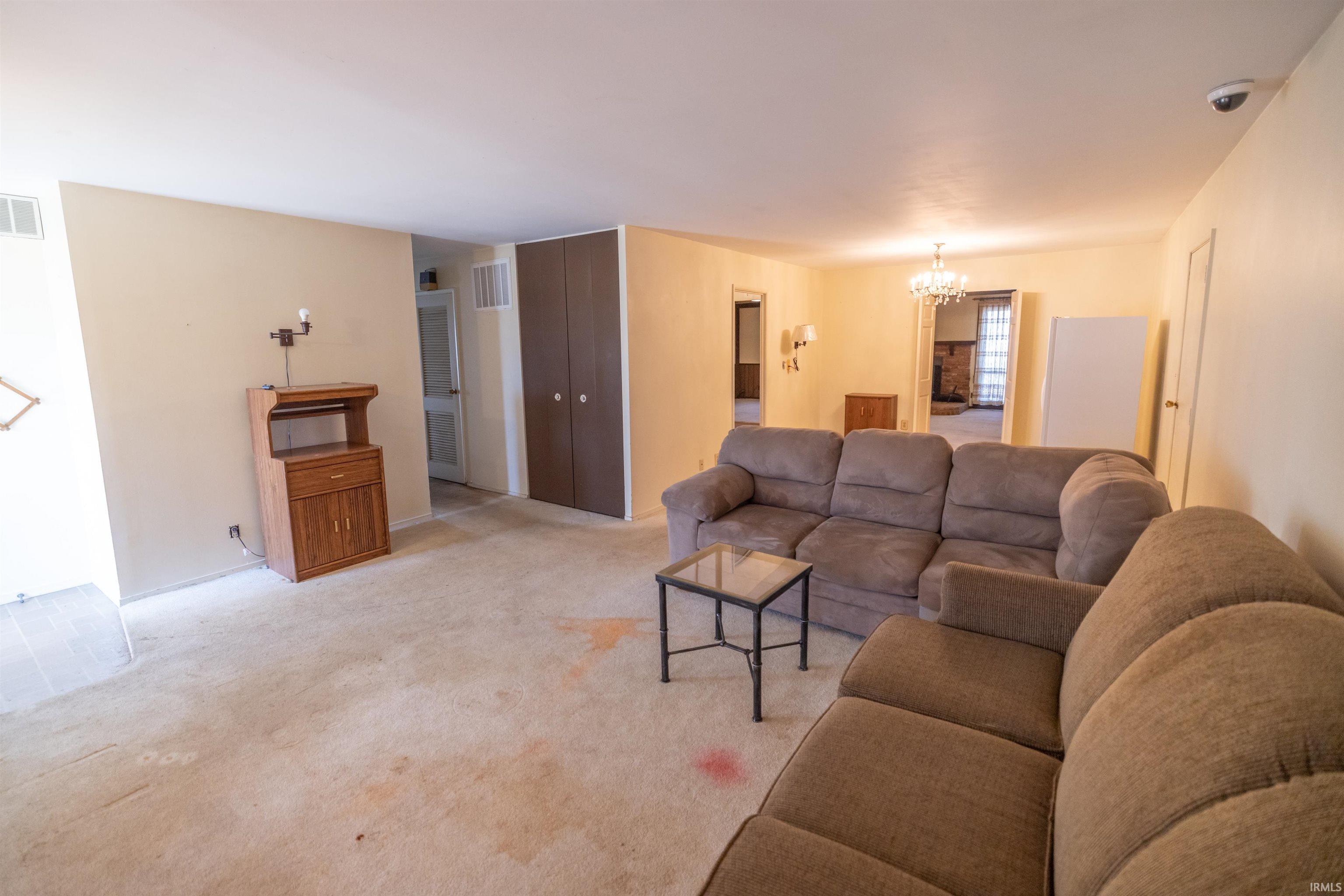 1312 Kenilworth Drive