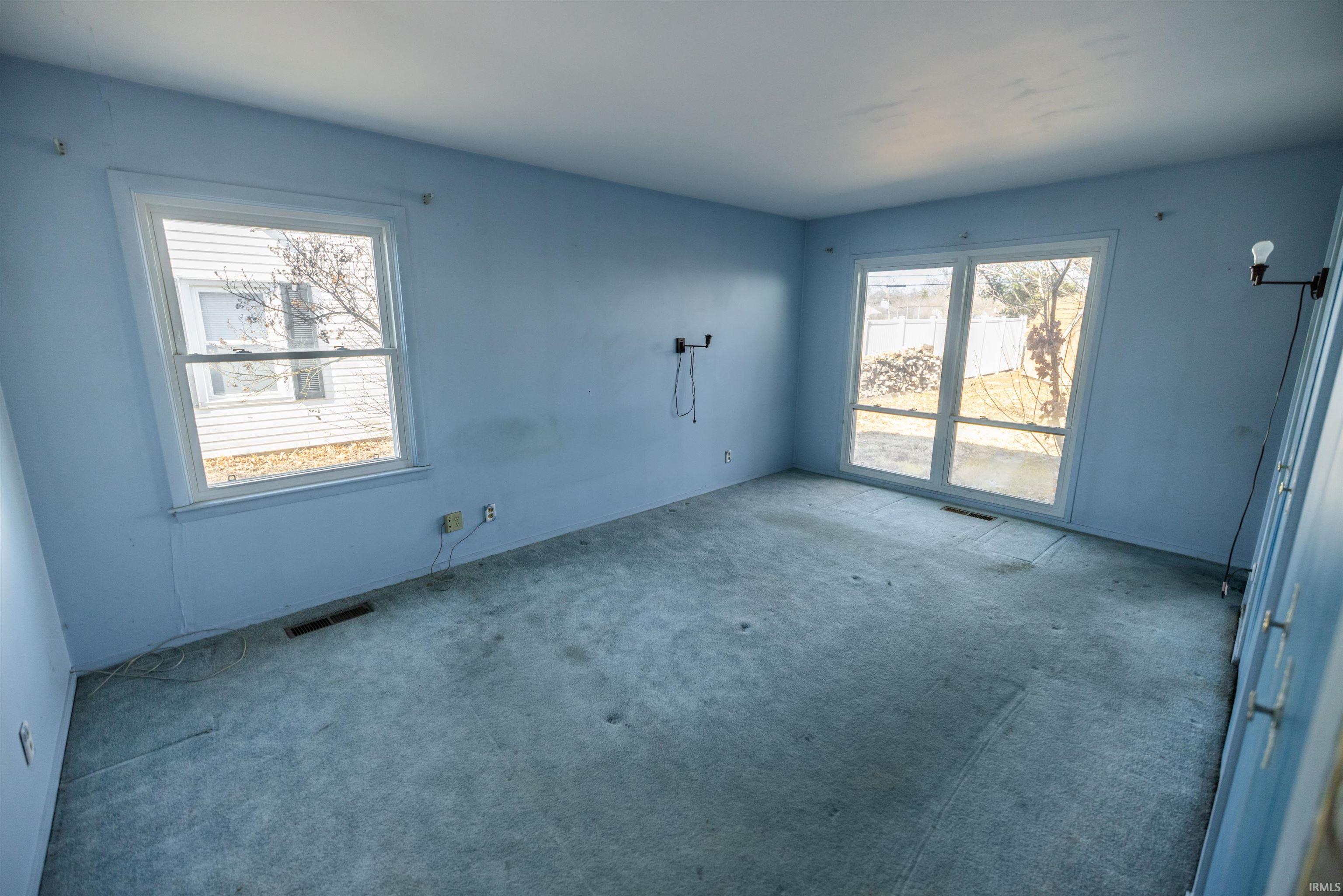 1312 Kenilworth Drive