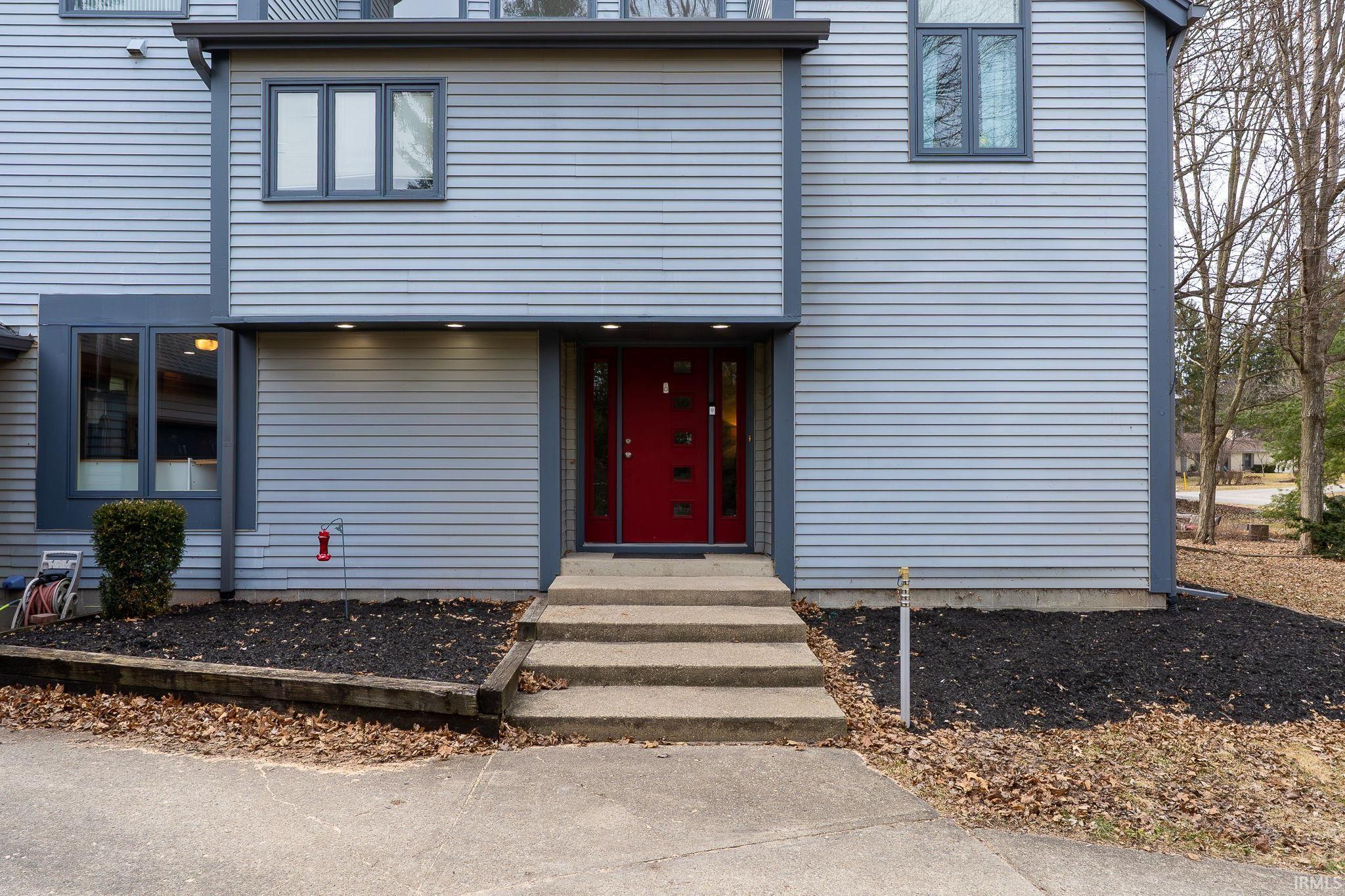 3730 Capilano Drive