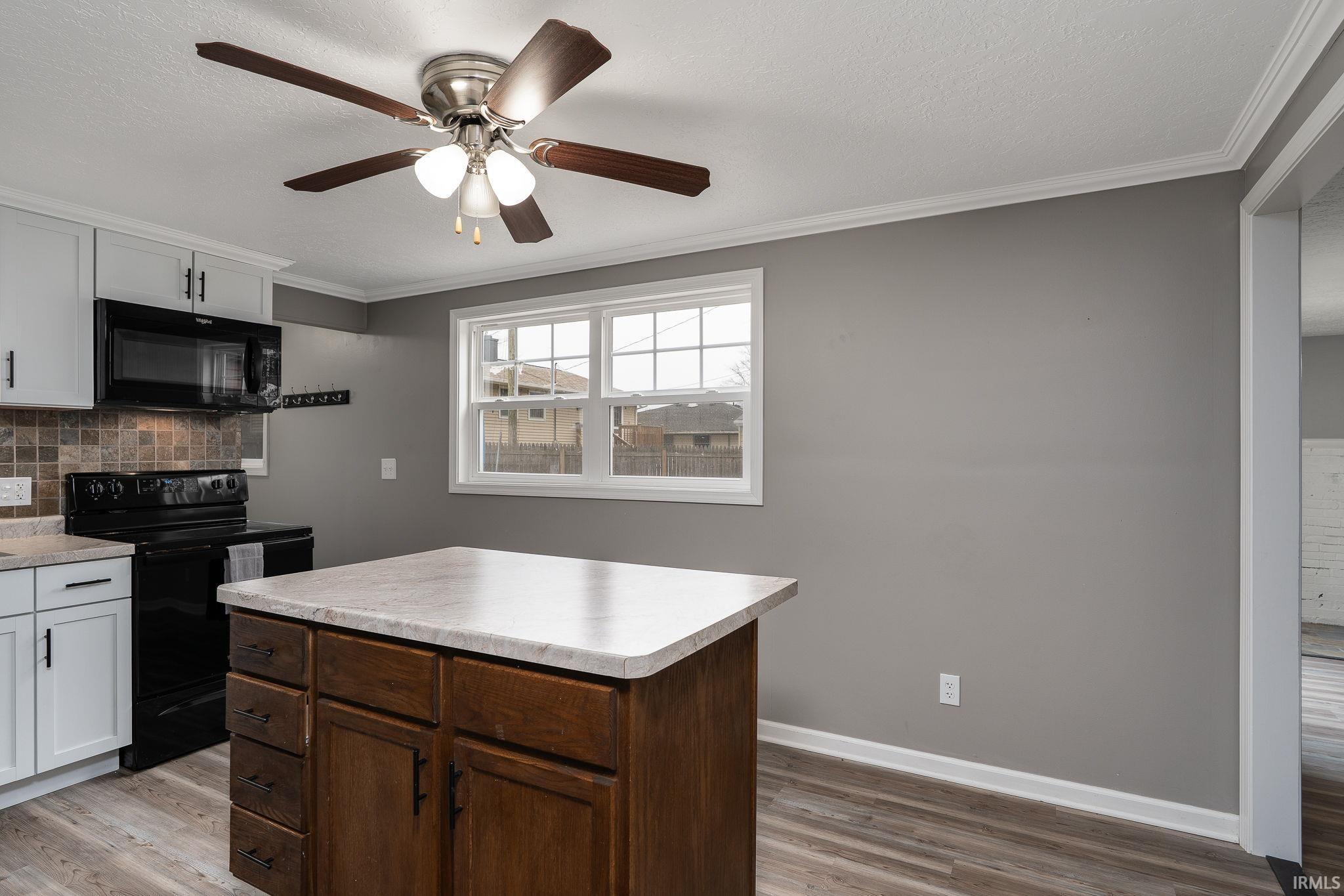 2005 Crowfoot Drive