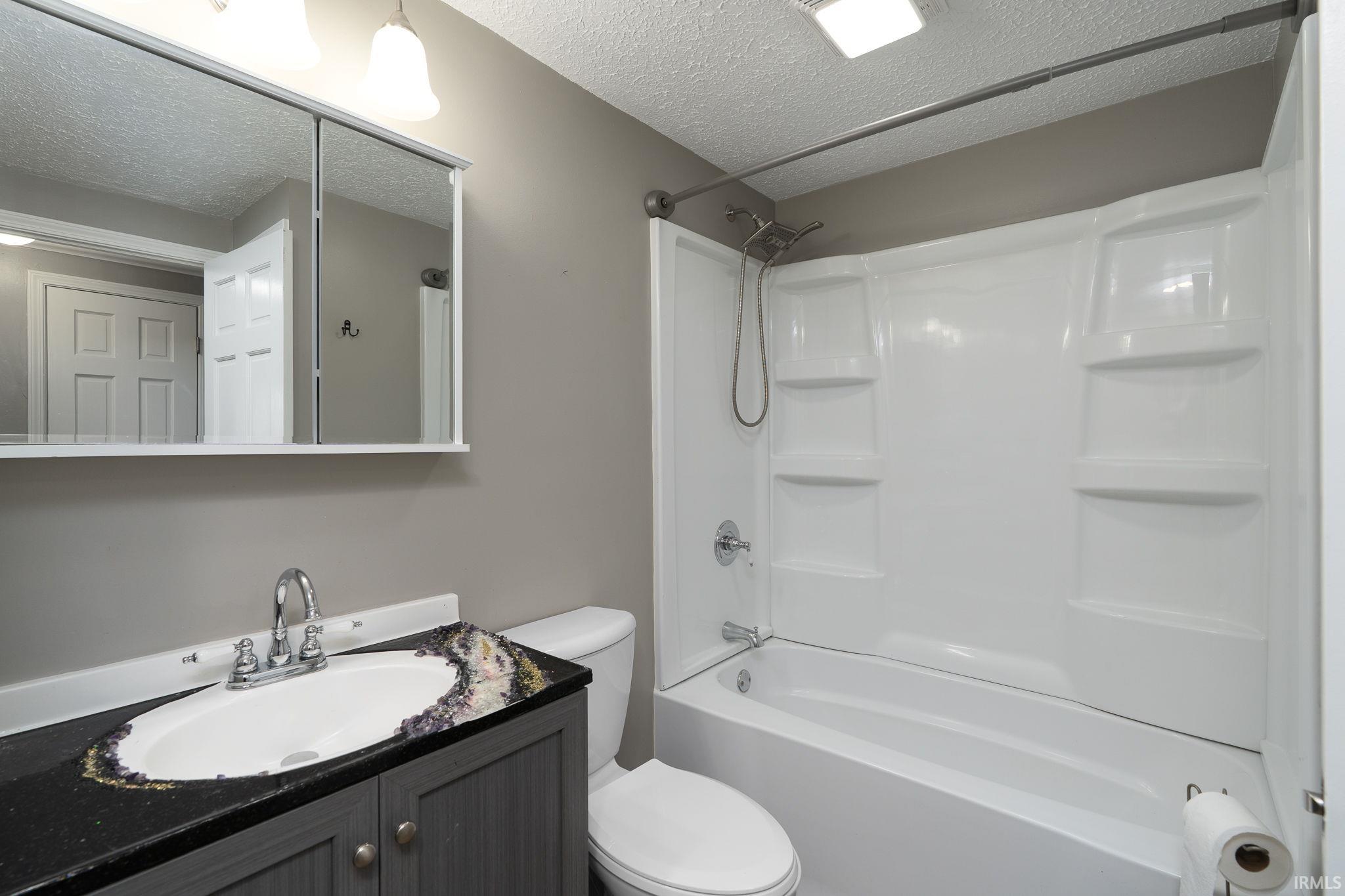 2005 Crowfoot Drive