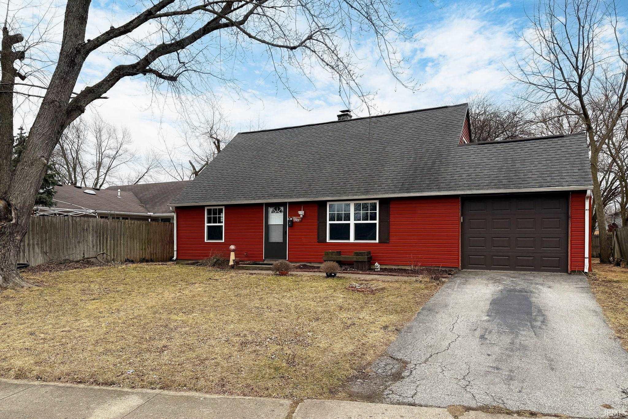 2005 Crowfoot Drive