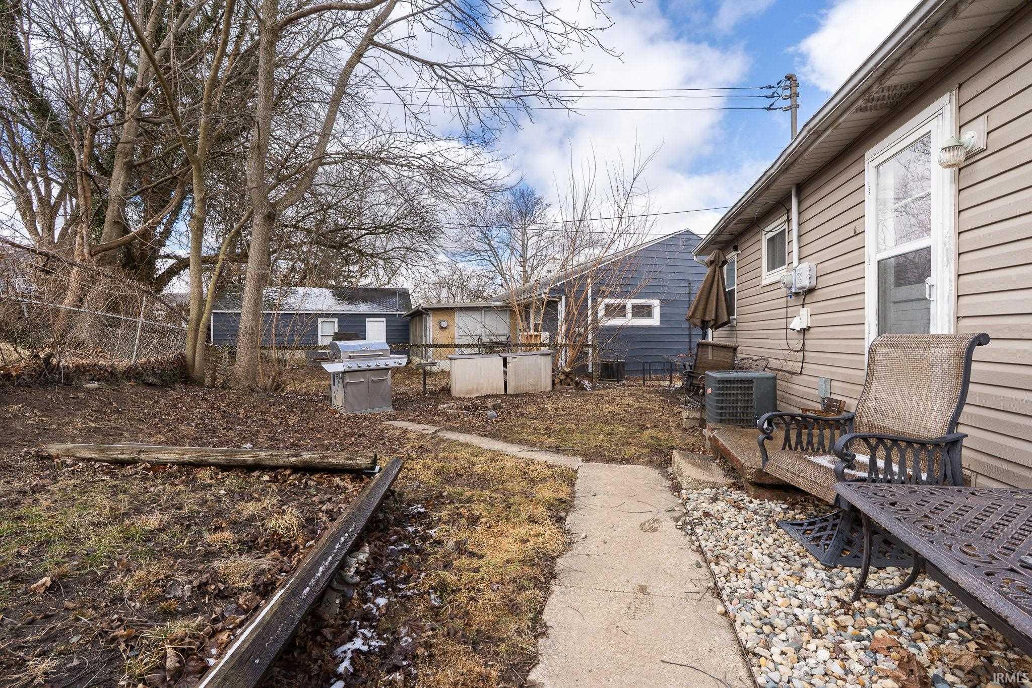 1309 Hedgewood Drive